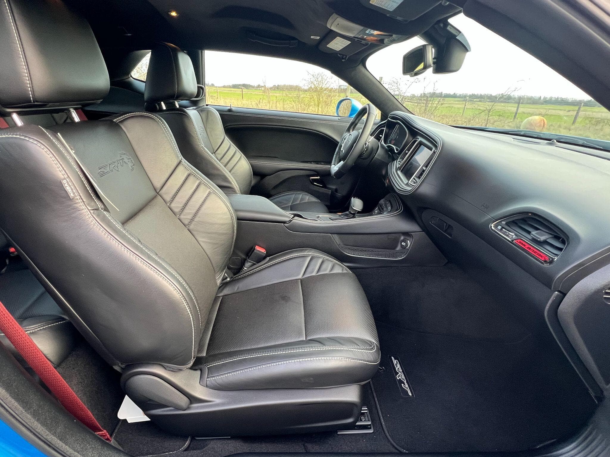 Dodge Challenger - Image 9