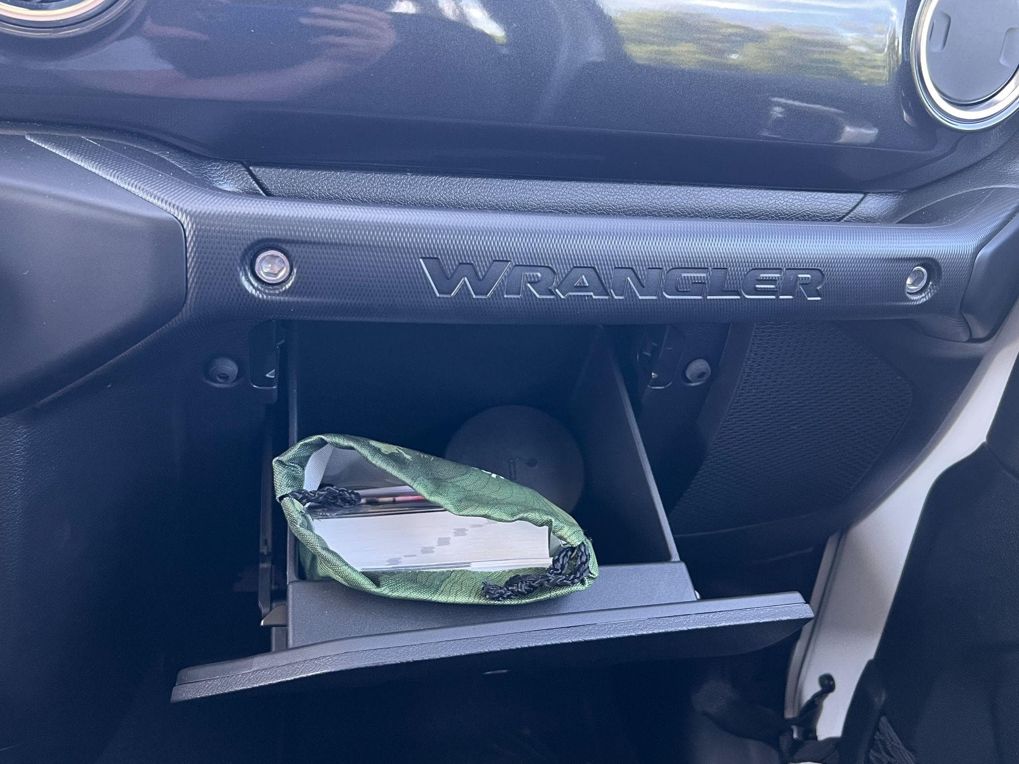 Jeep Wrangler - Image 21