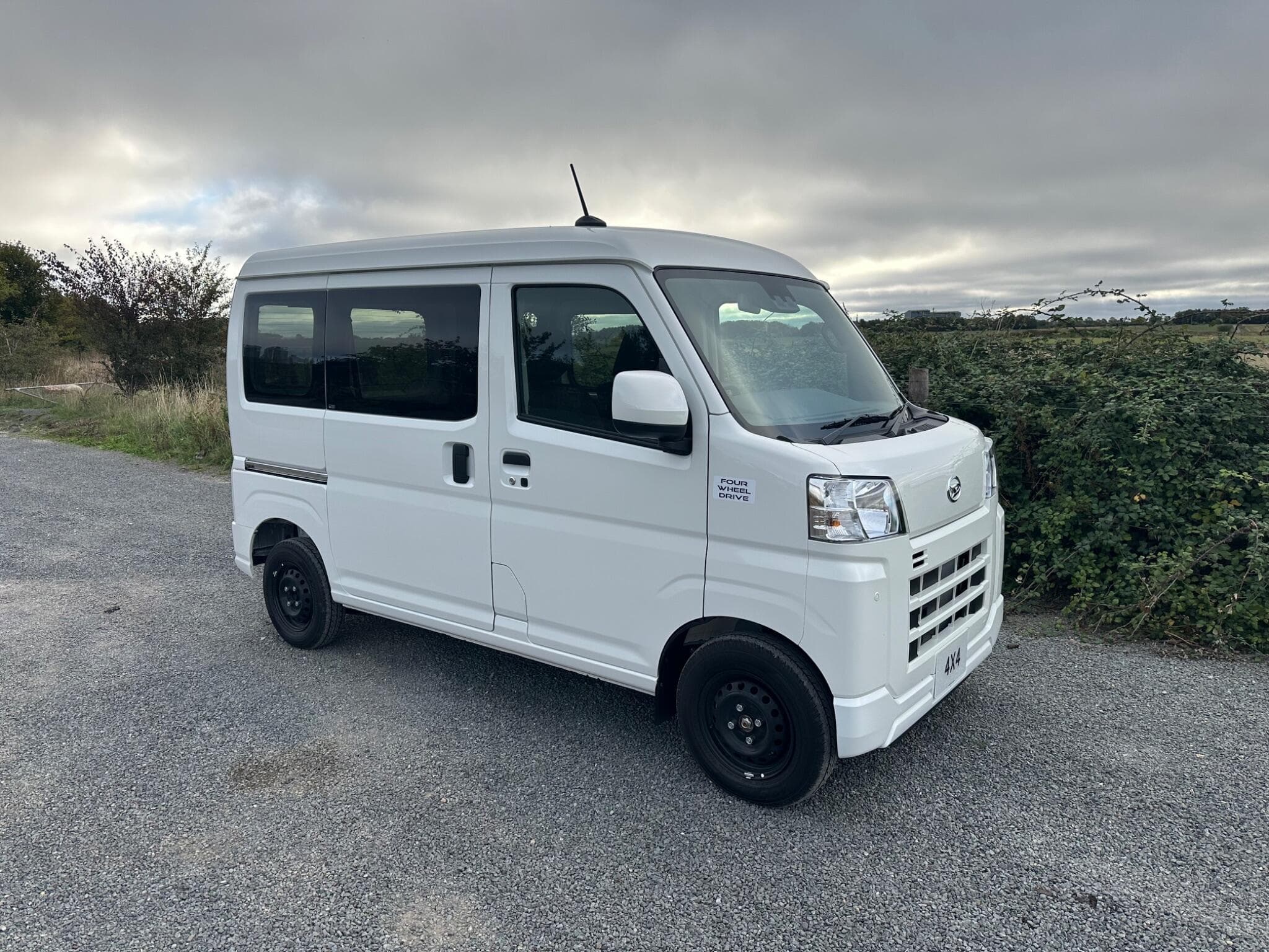 Daihatsu Hijet - Image 1