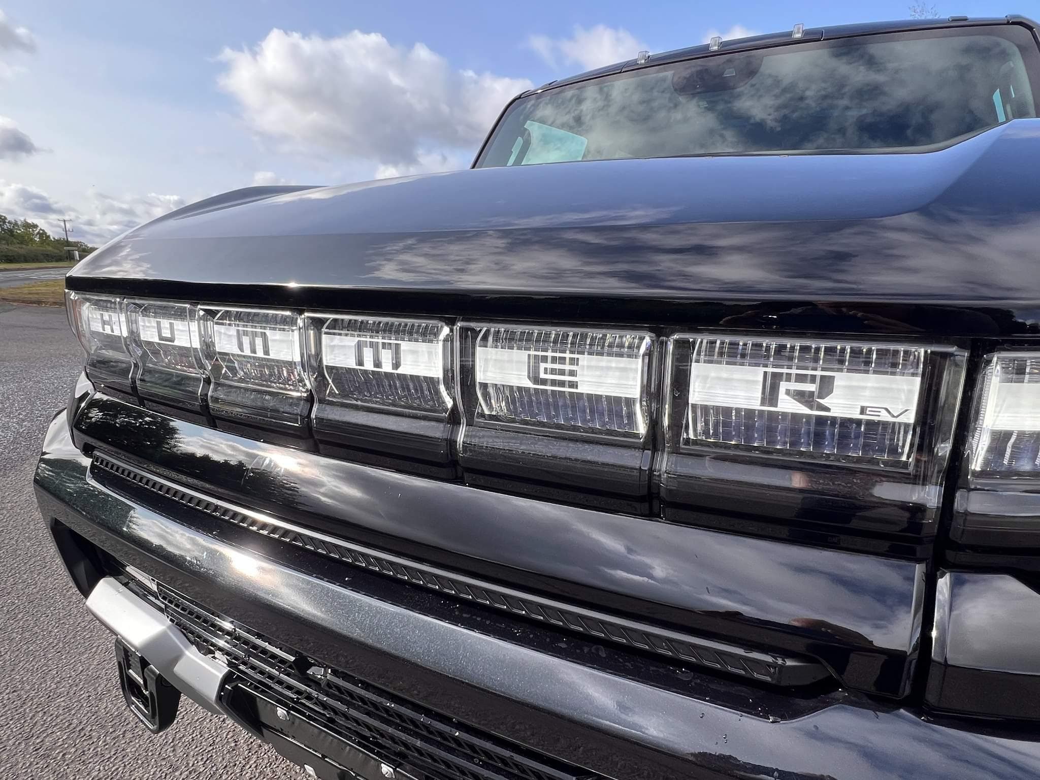 GMC Hummer 3X - Image 21