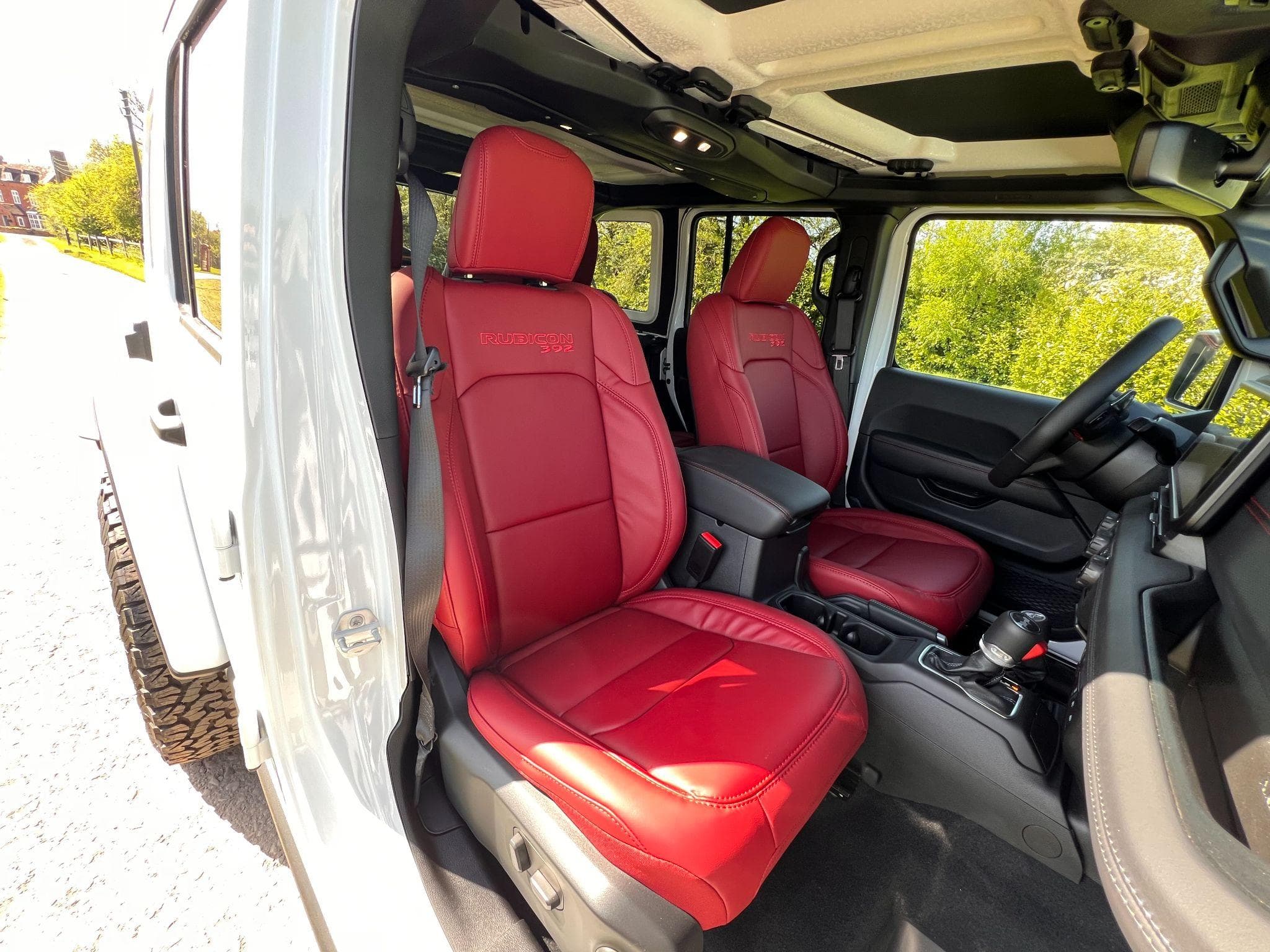 Jeep Wrangler - Image 13