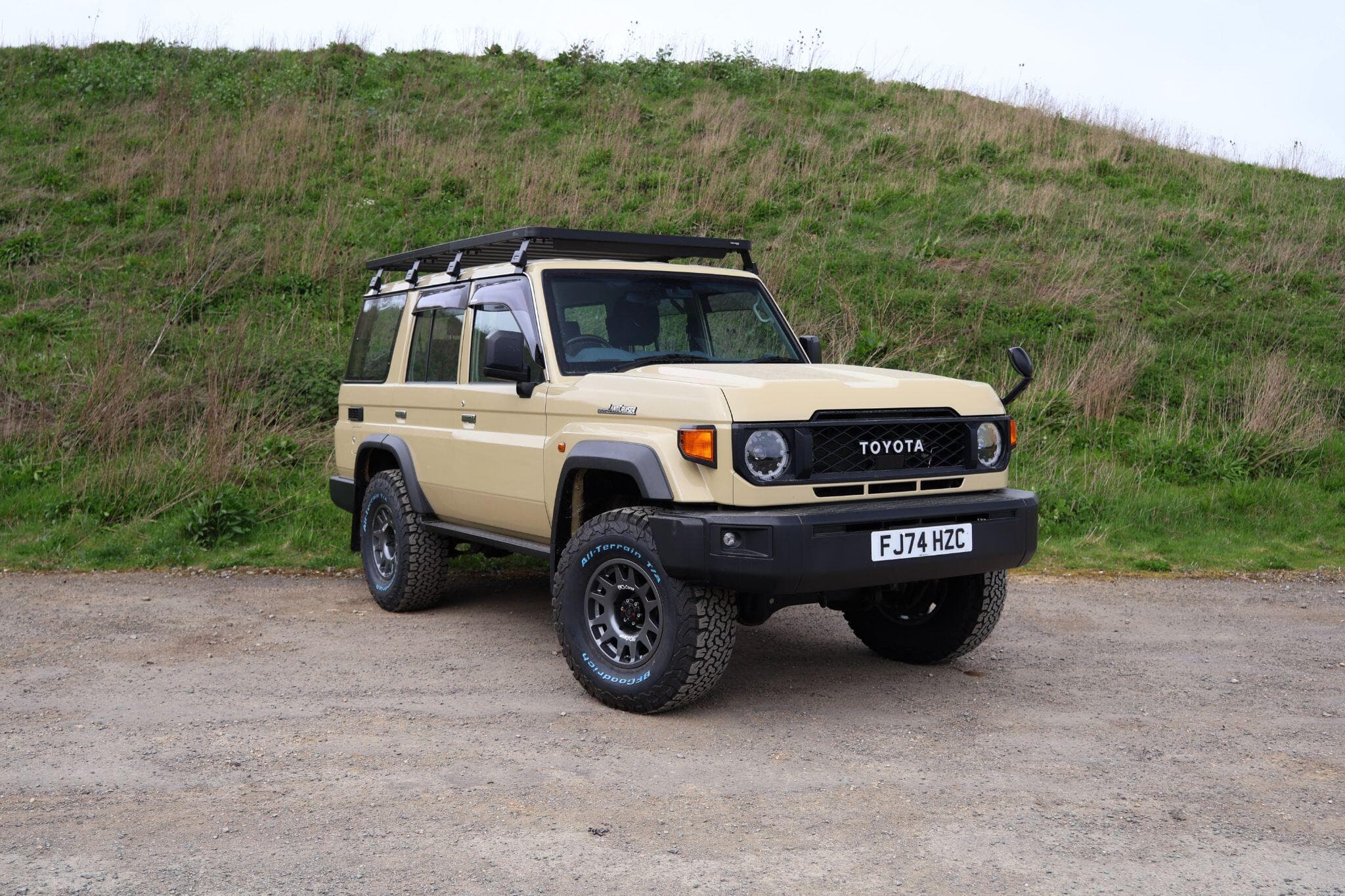 Toyota Land Cruiser - Image 51