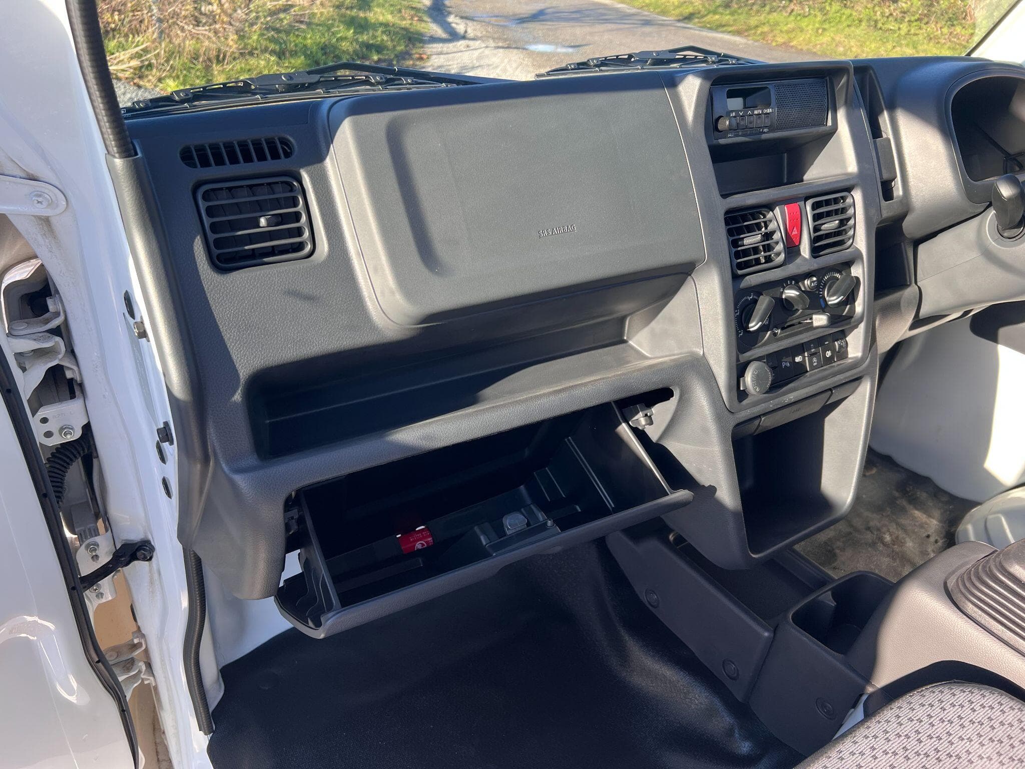 Suzuki Carry - Image 15