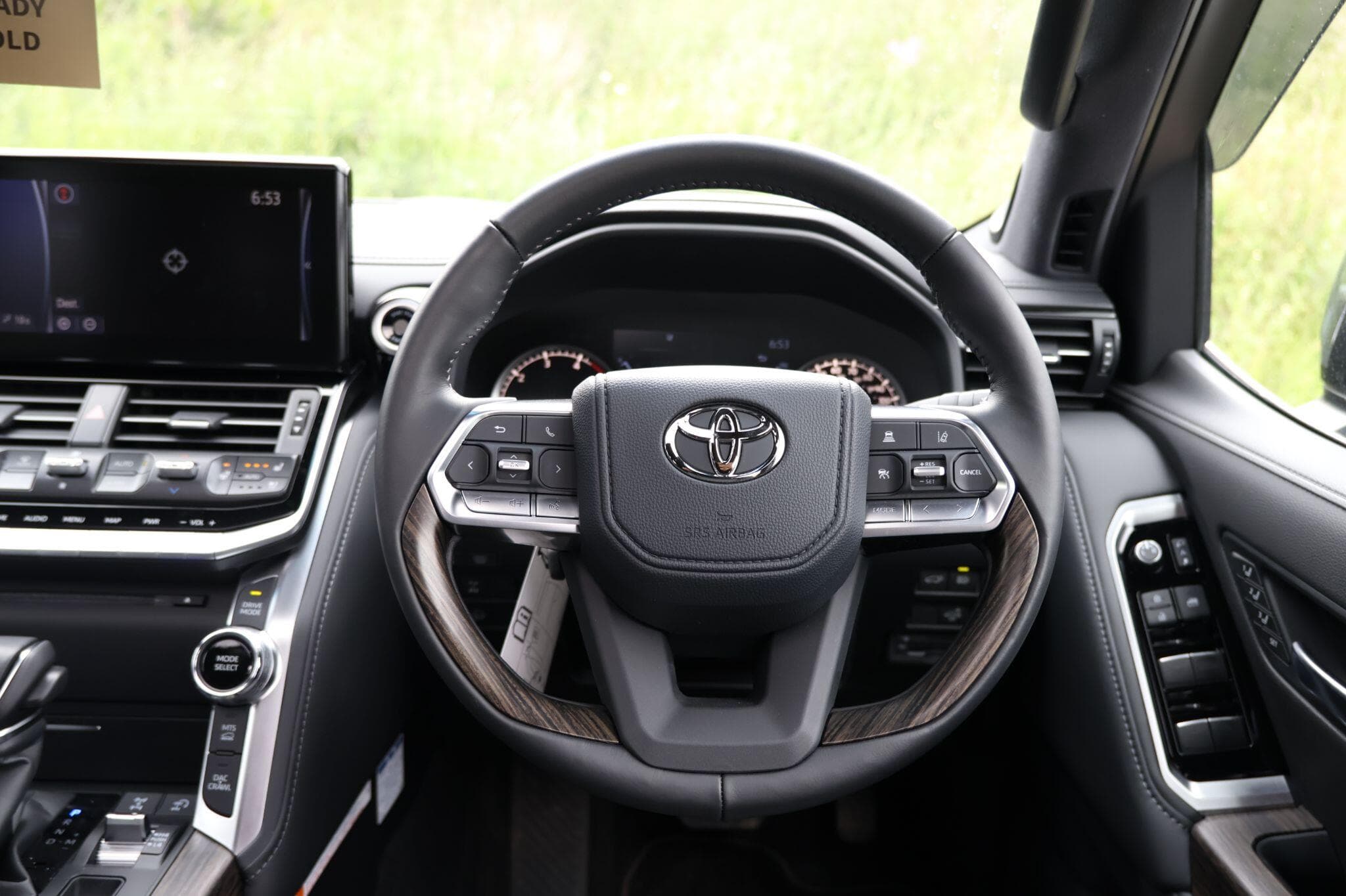 Toyota Land Cruiser - Image 40