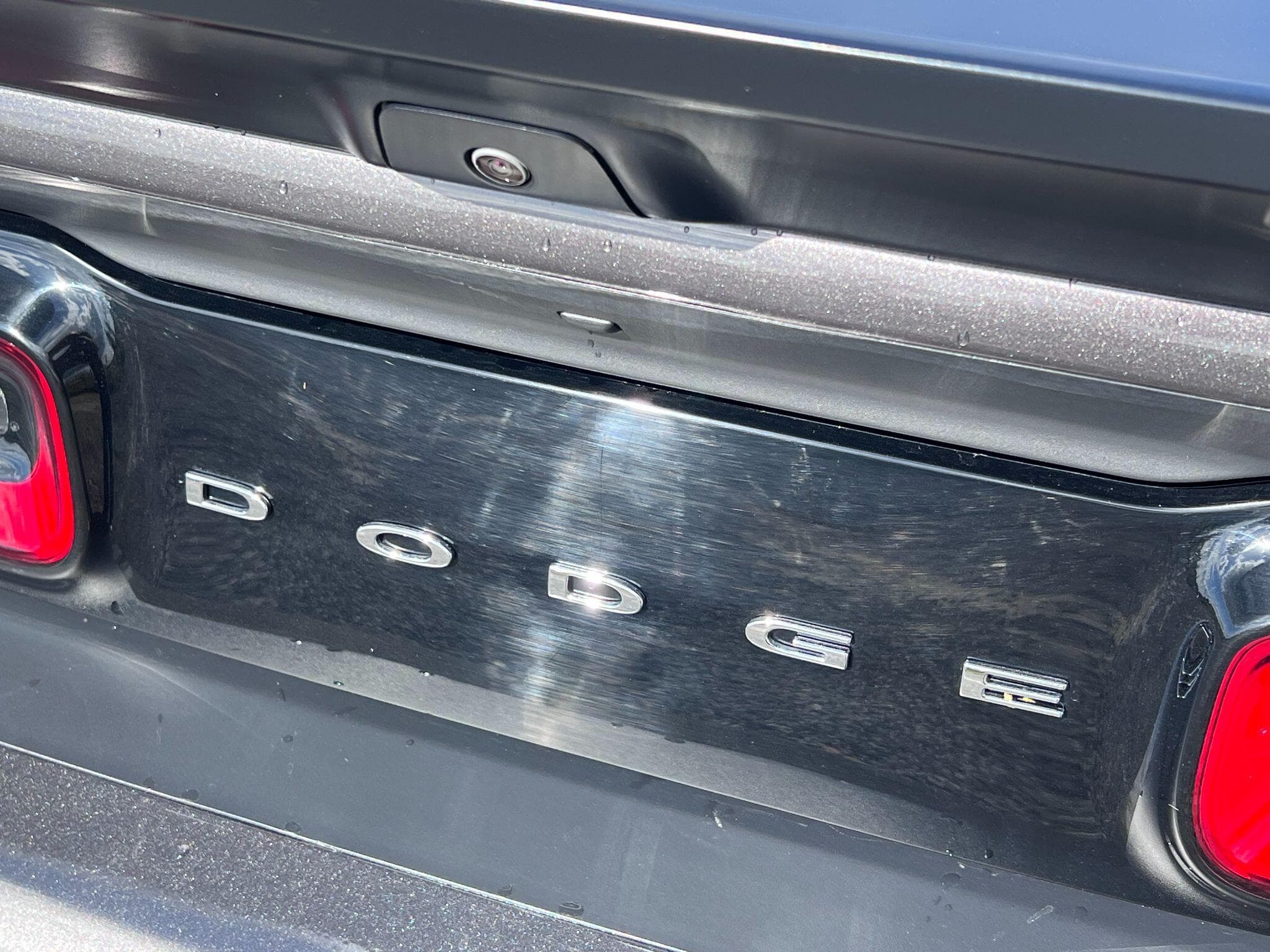 Dodge Challenger - Image 35