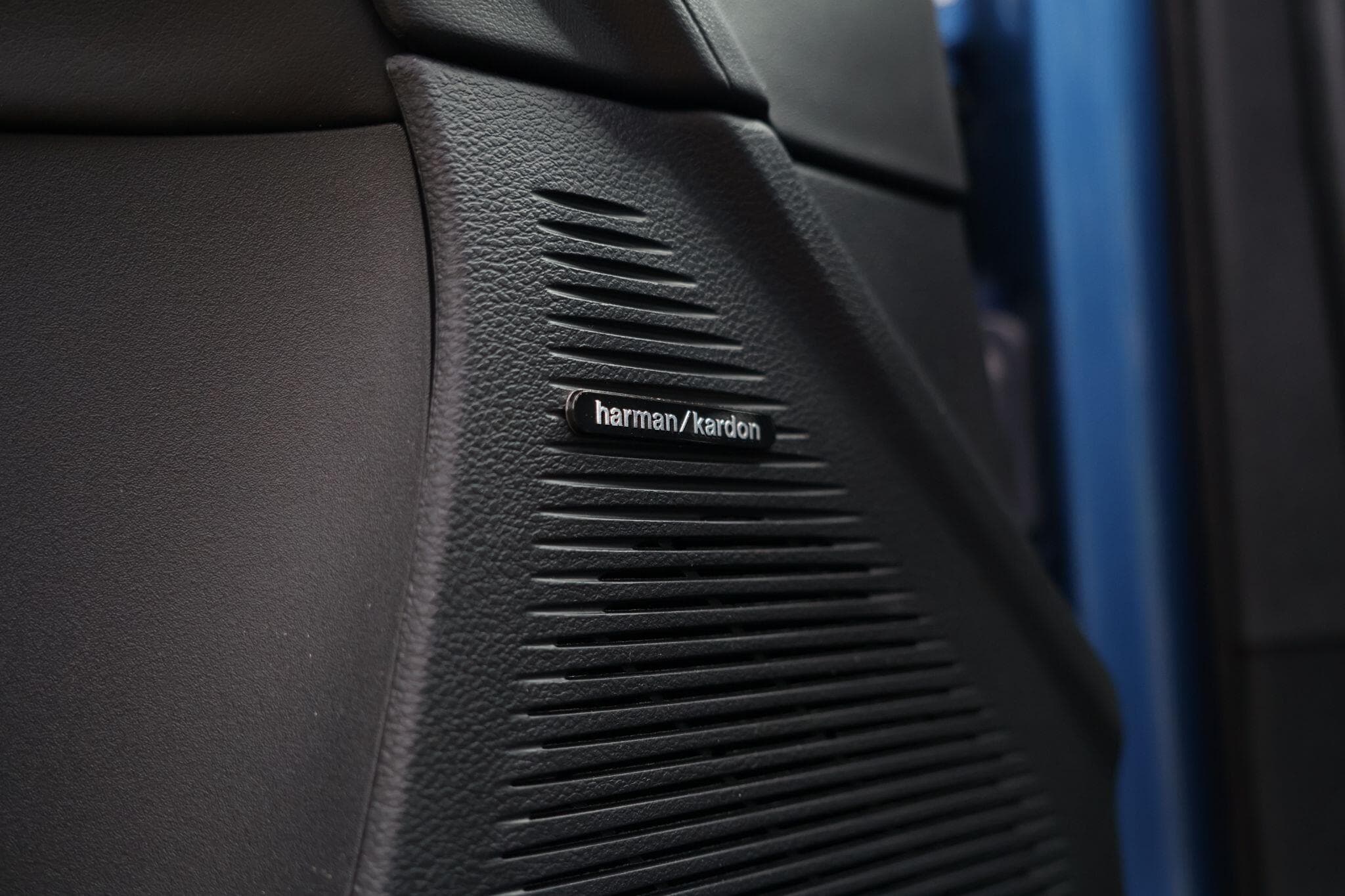 Dodge Challenger - Image 18