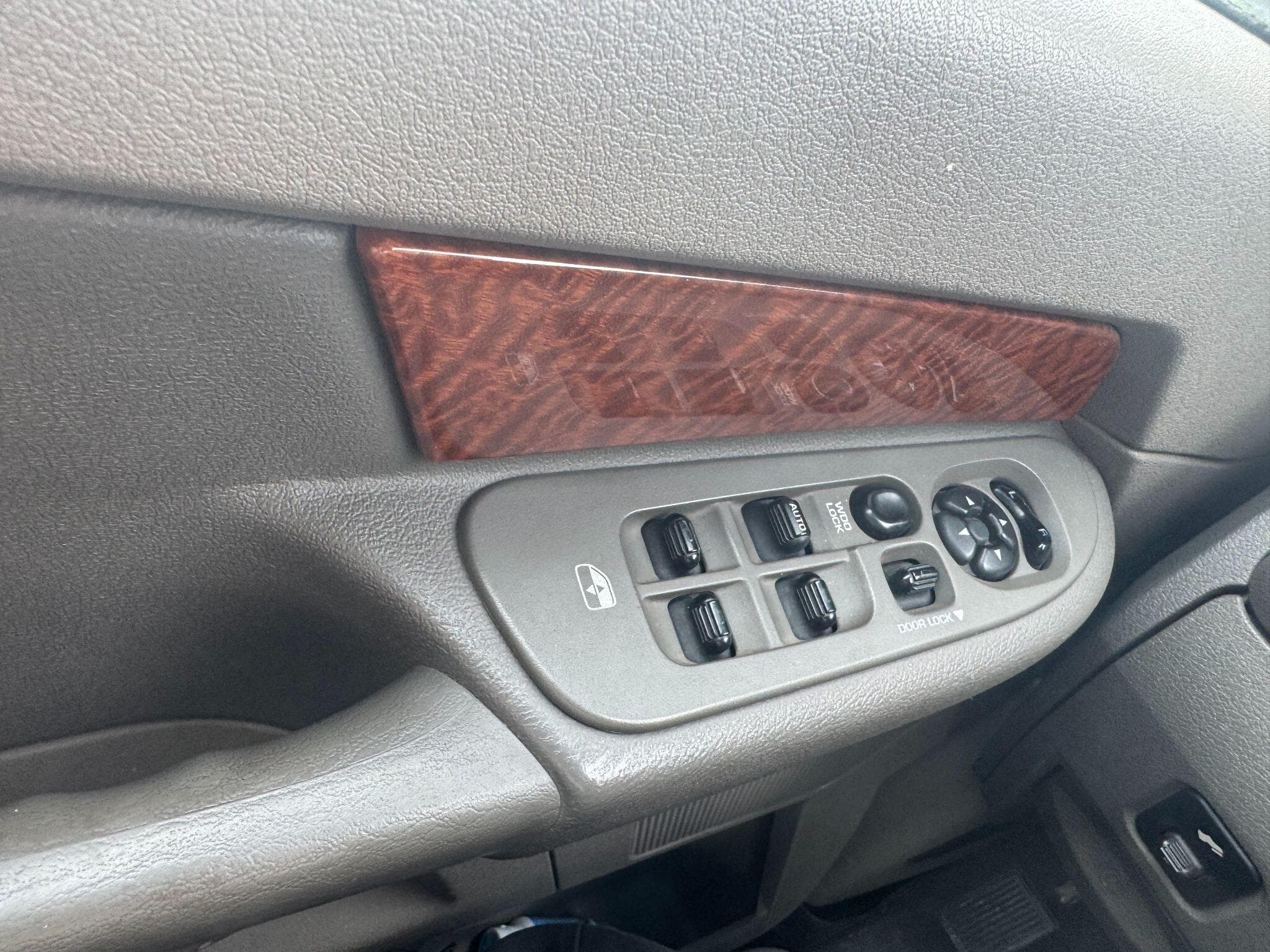 Dodge RAM - Image 15