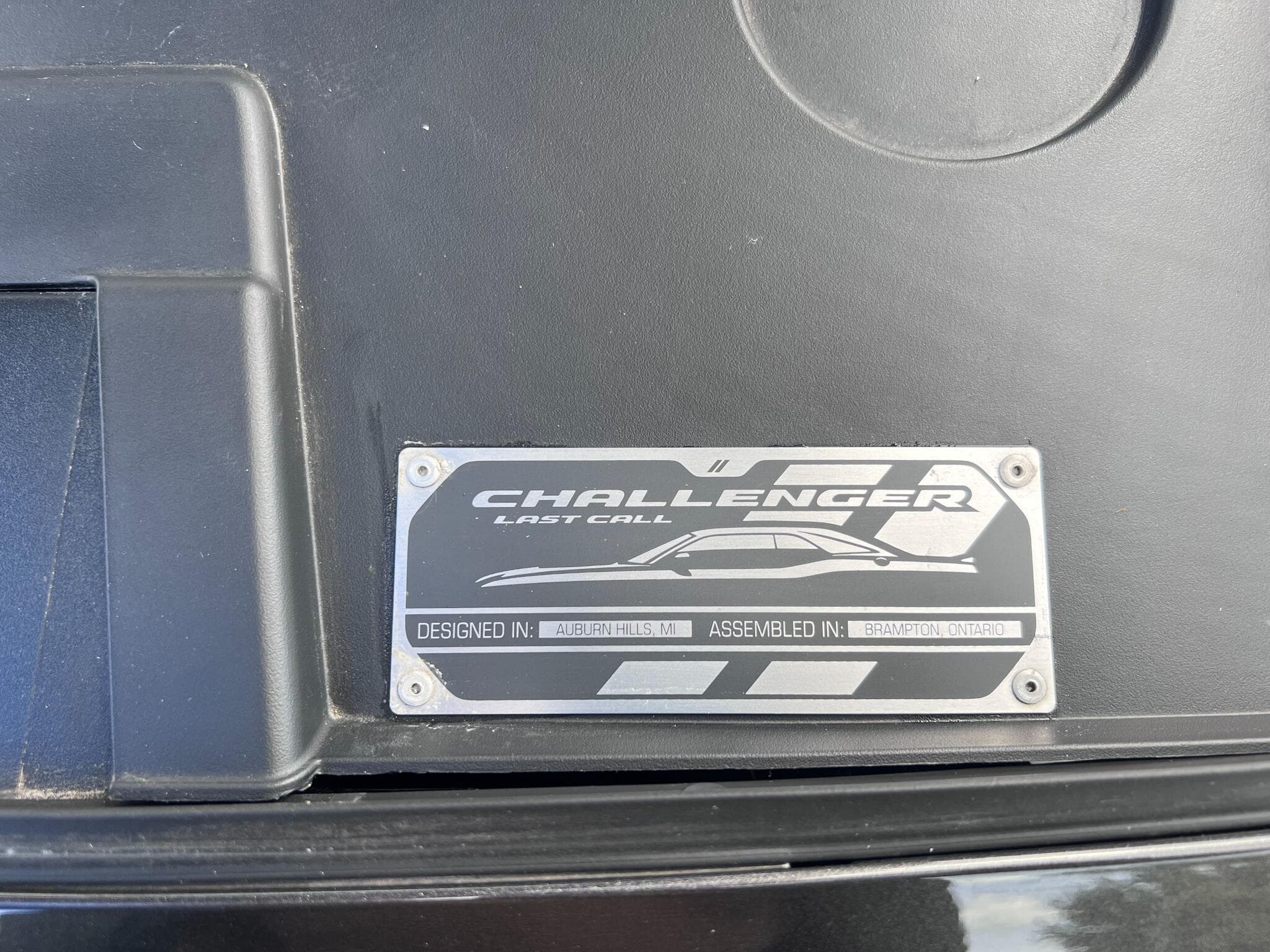 Dodge Challenger - Image 19