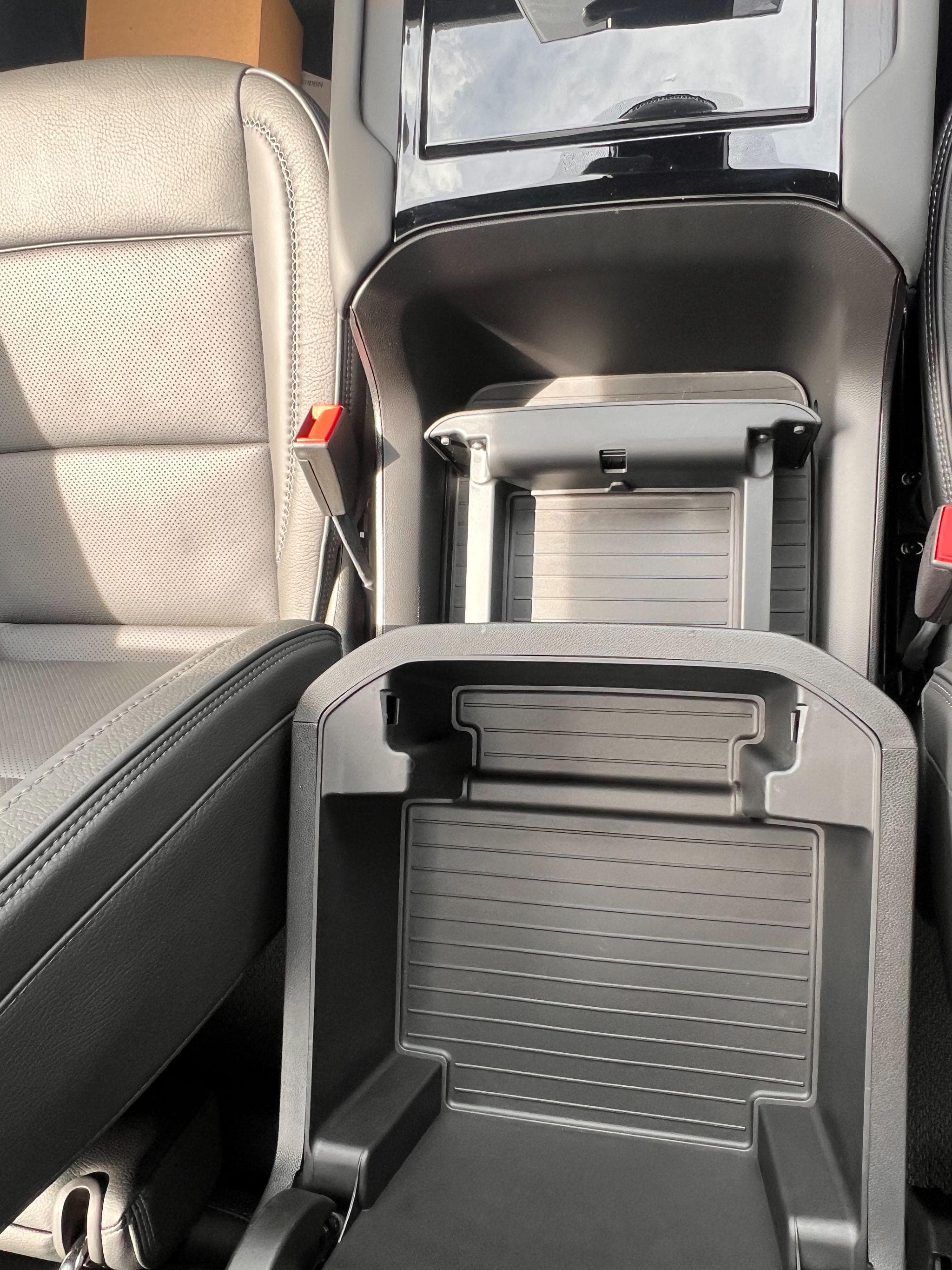 GMC Yukon - Image 39