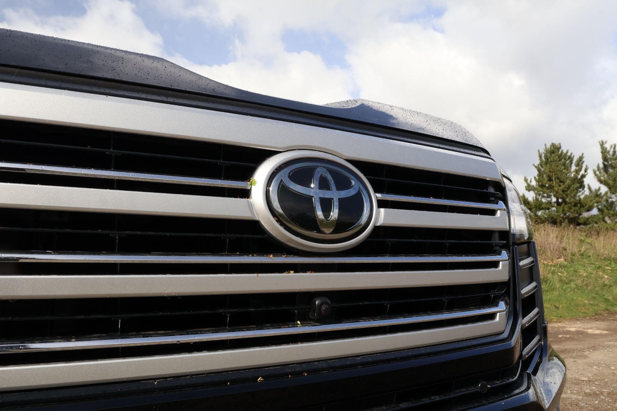 Toyota Land Cruiser - Image 50