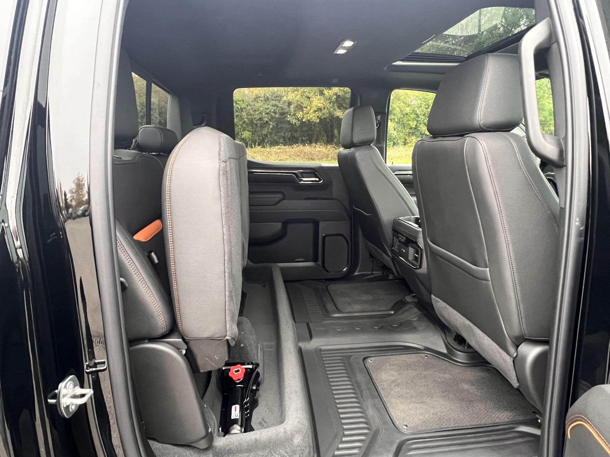 GMC Sierra - Image 15