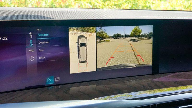 Cadillac Escalade - Image 14