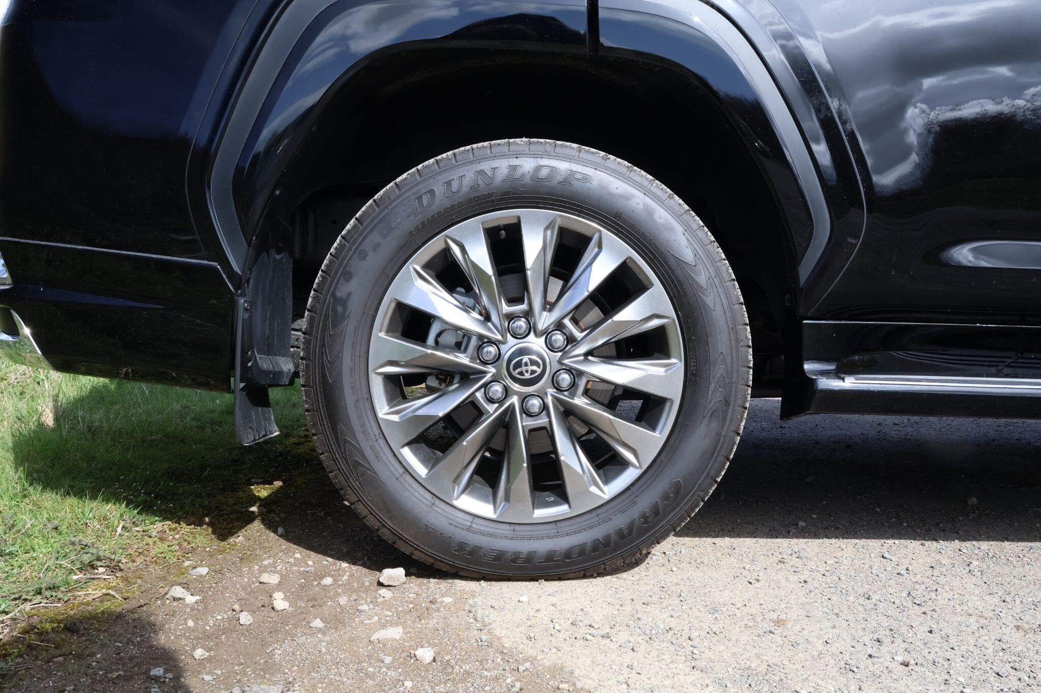 Toyota Land Cruiser - Image 35