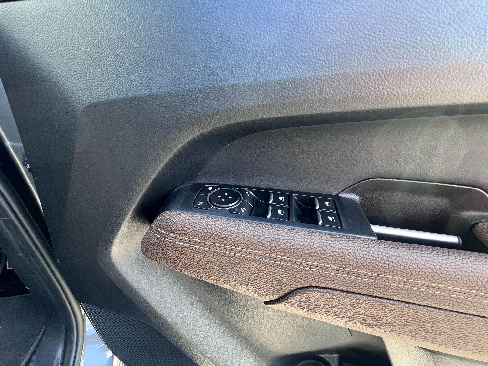 Volkswagen Amarok - Image 21