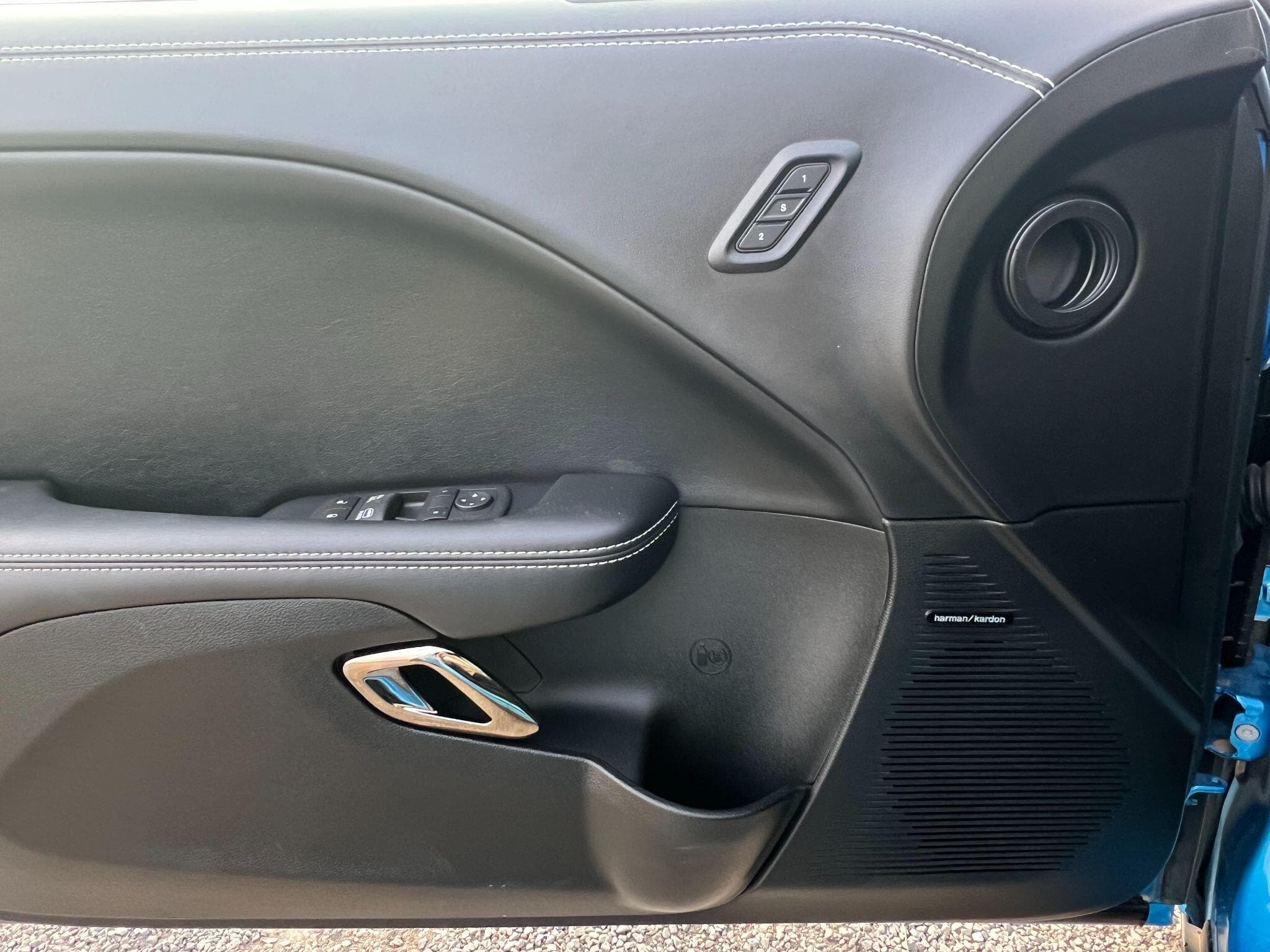 Dodge Challenger - Image 11