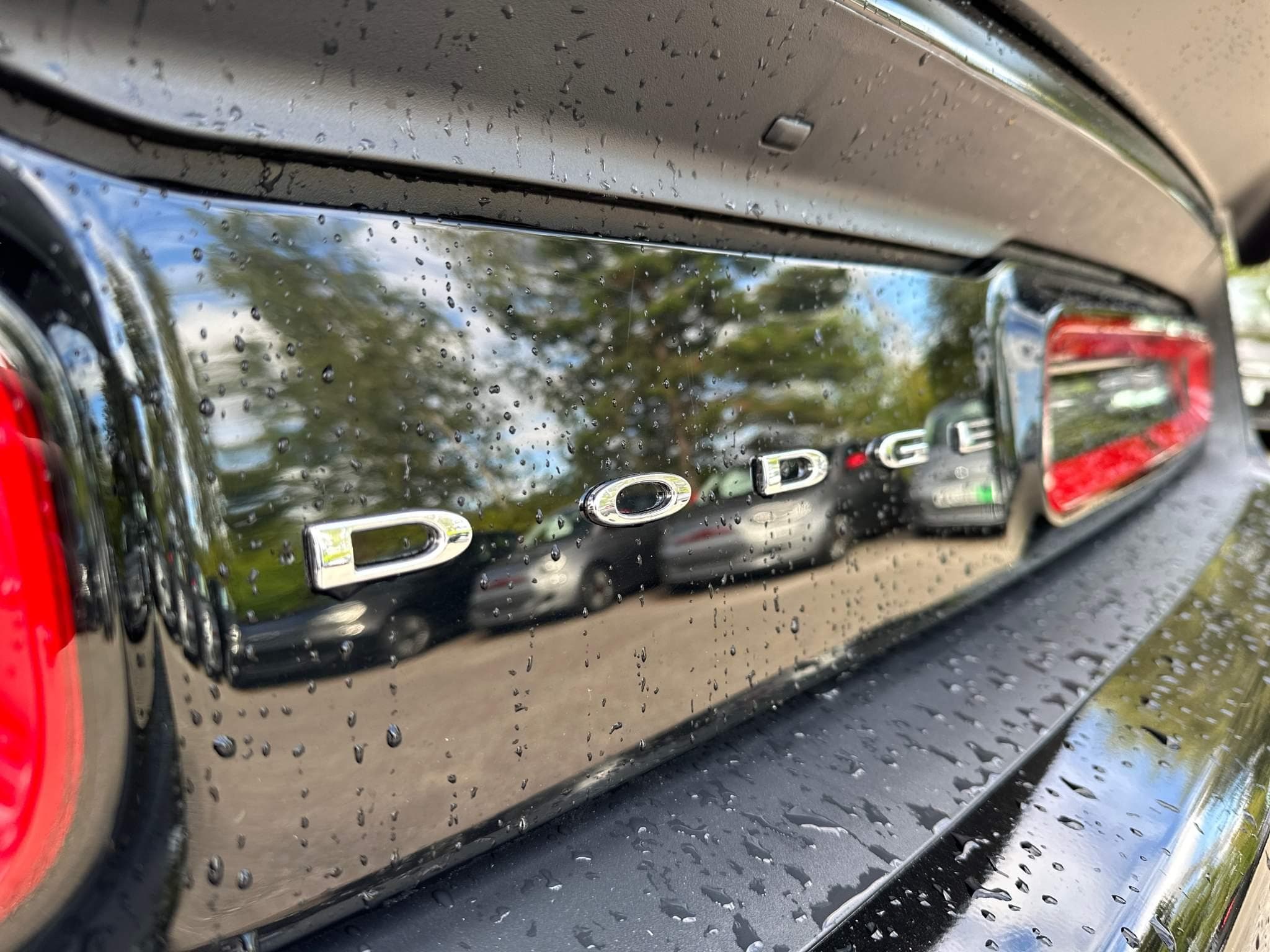 Dodge Challenger - Image 31