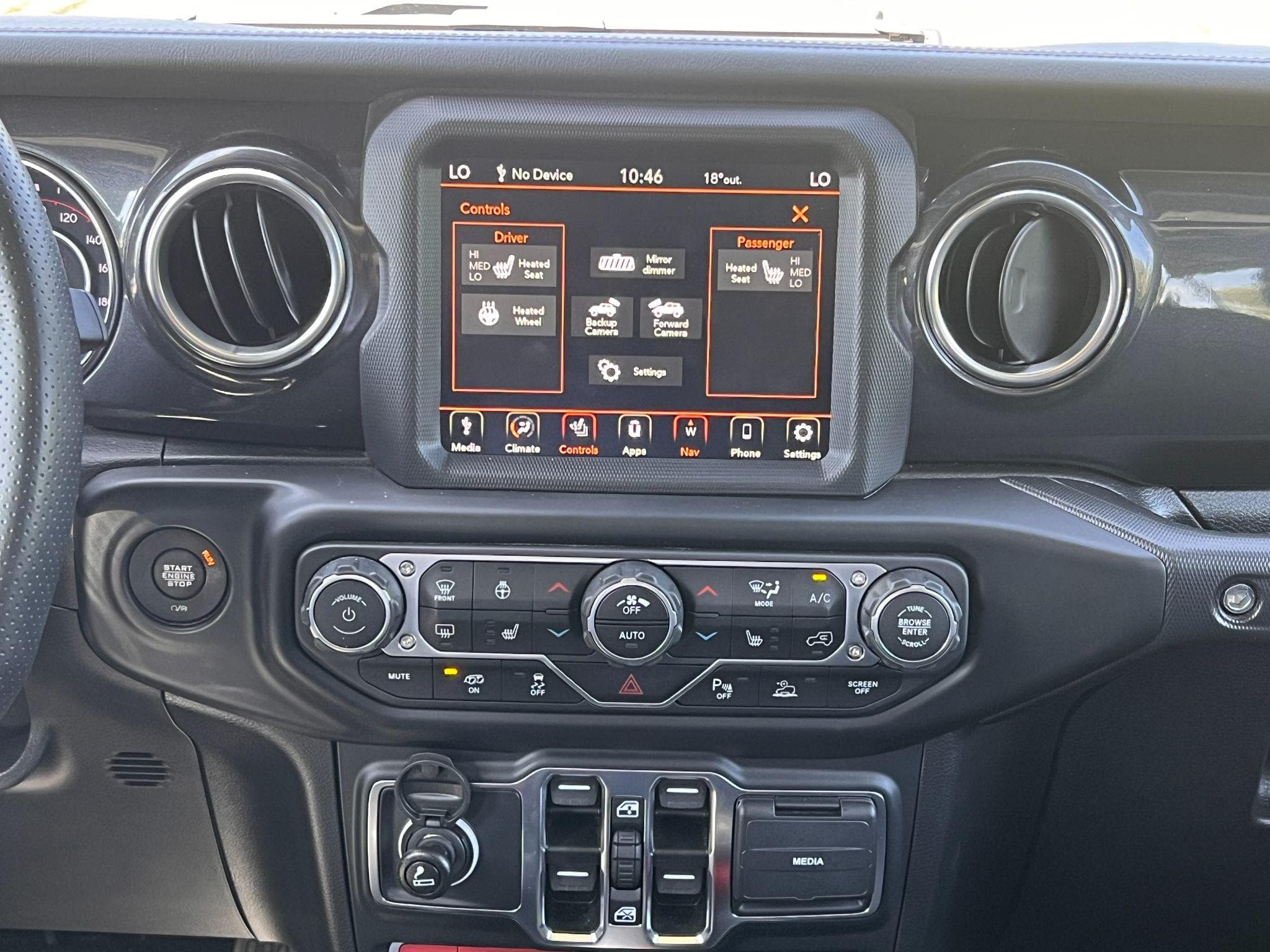 Jeep Wrangler - Image 16