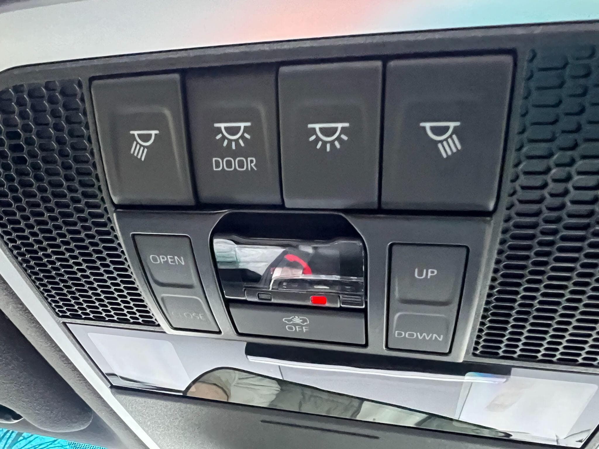 Toyota Land Cruiser - Image 22