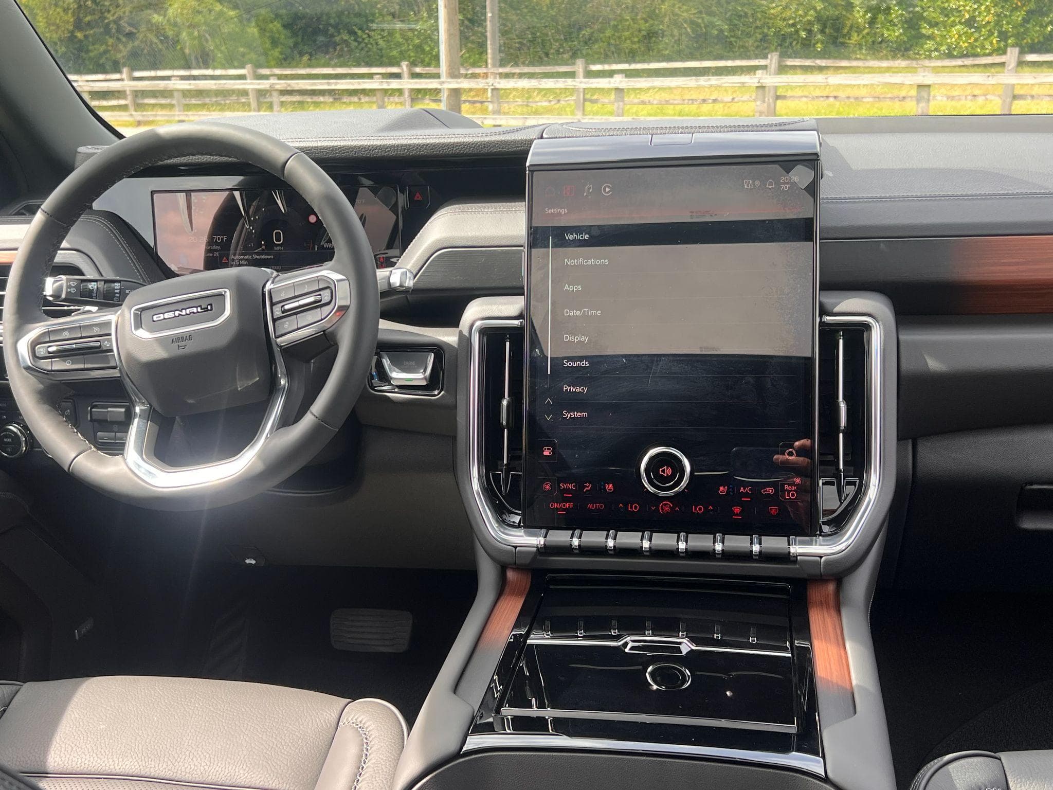 GMC Yukon - Image 41