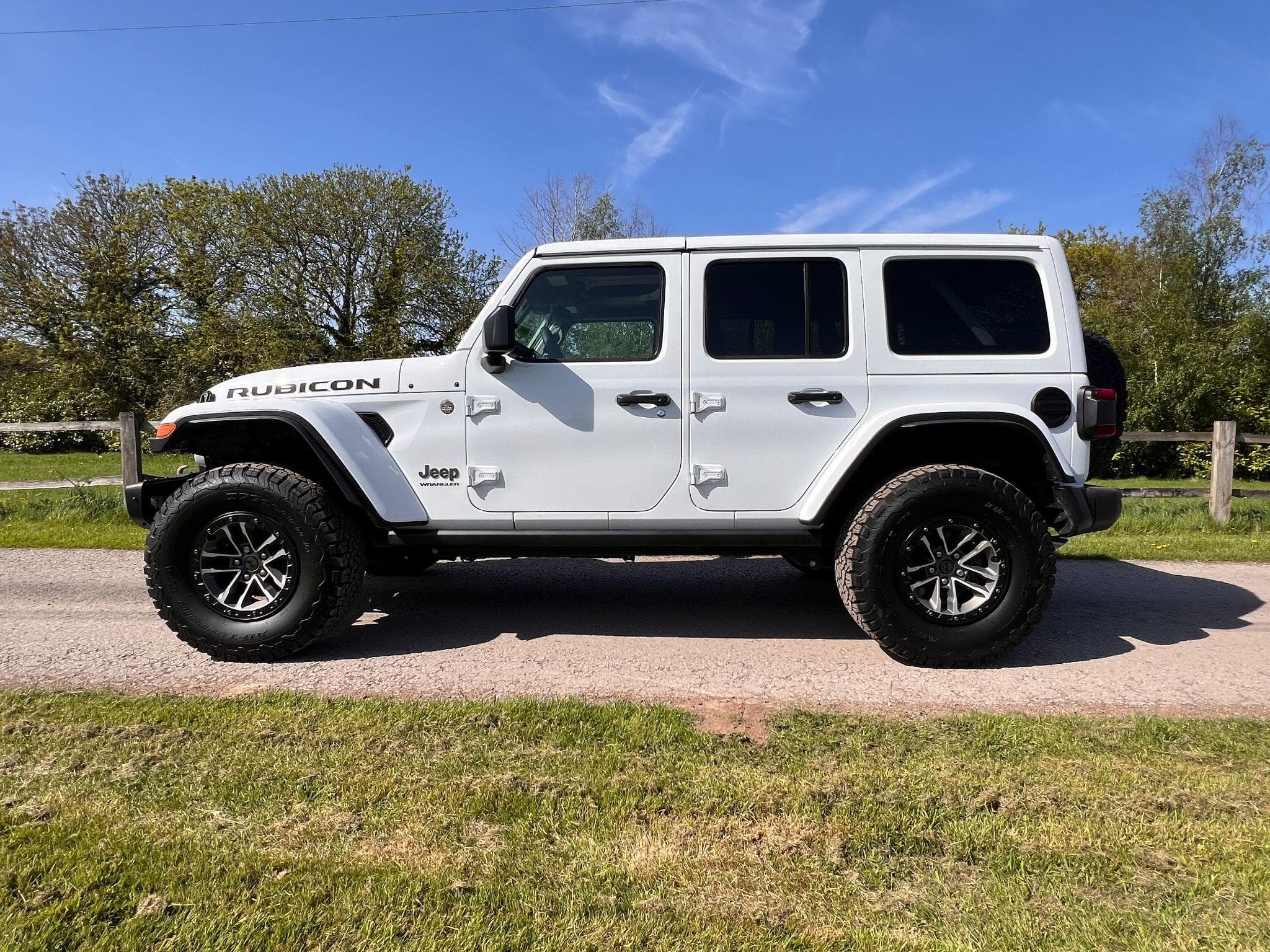 Jeep Wrangler - Image 9