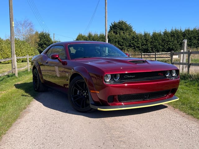 Dodge Challenger - Thumbnail 1