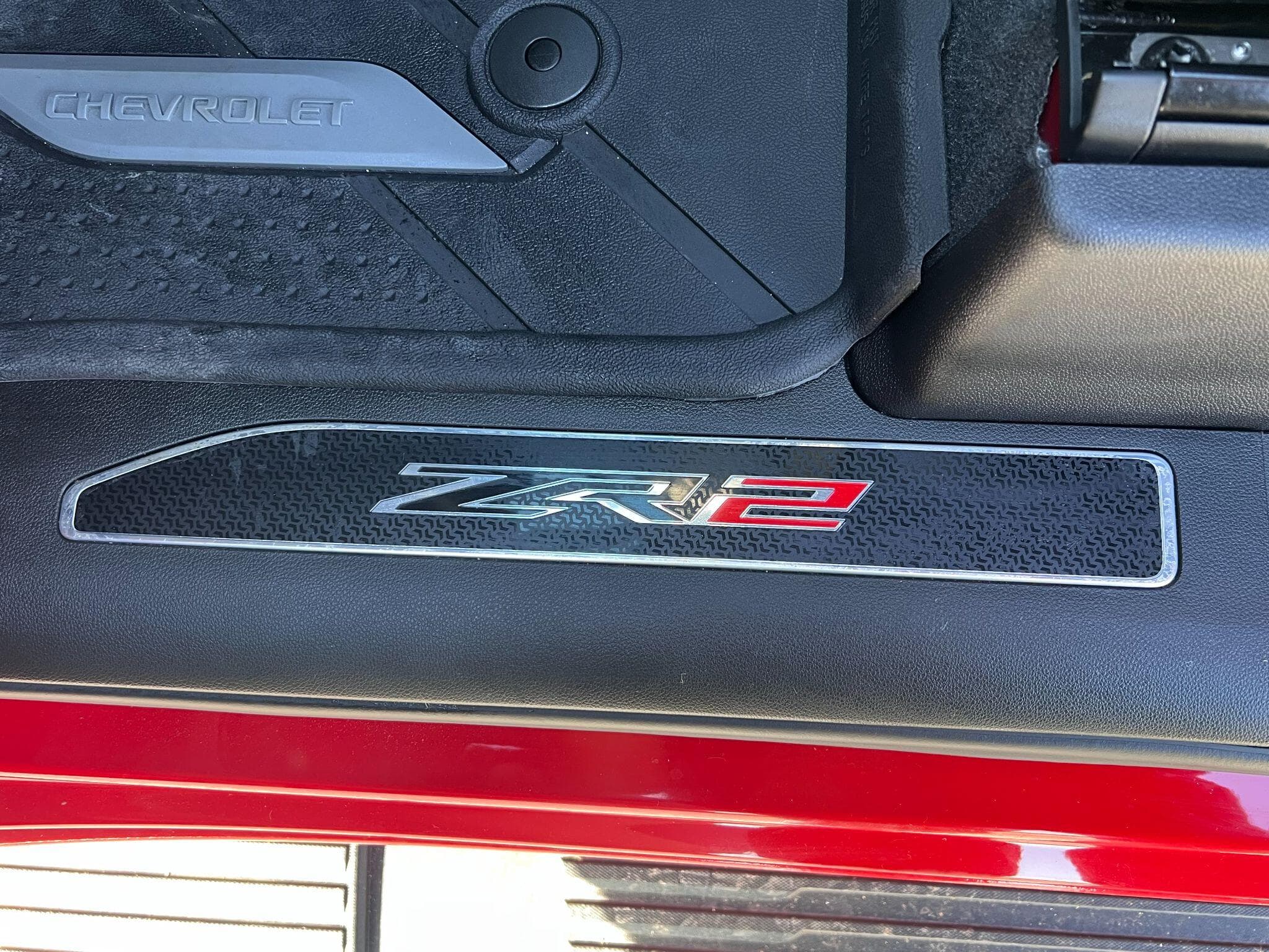 Chevrolet Silverado - Image 17