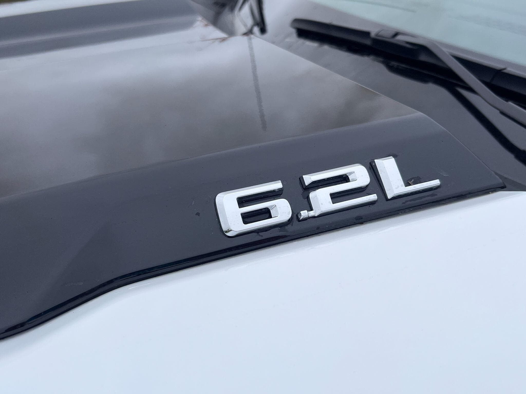 Chevrolet Silverado - Image 31