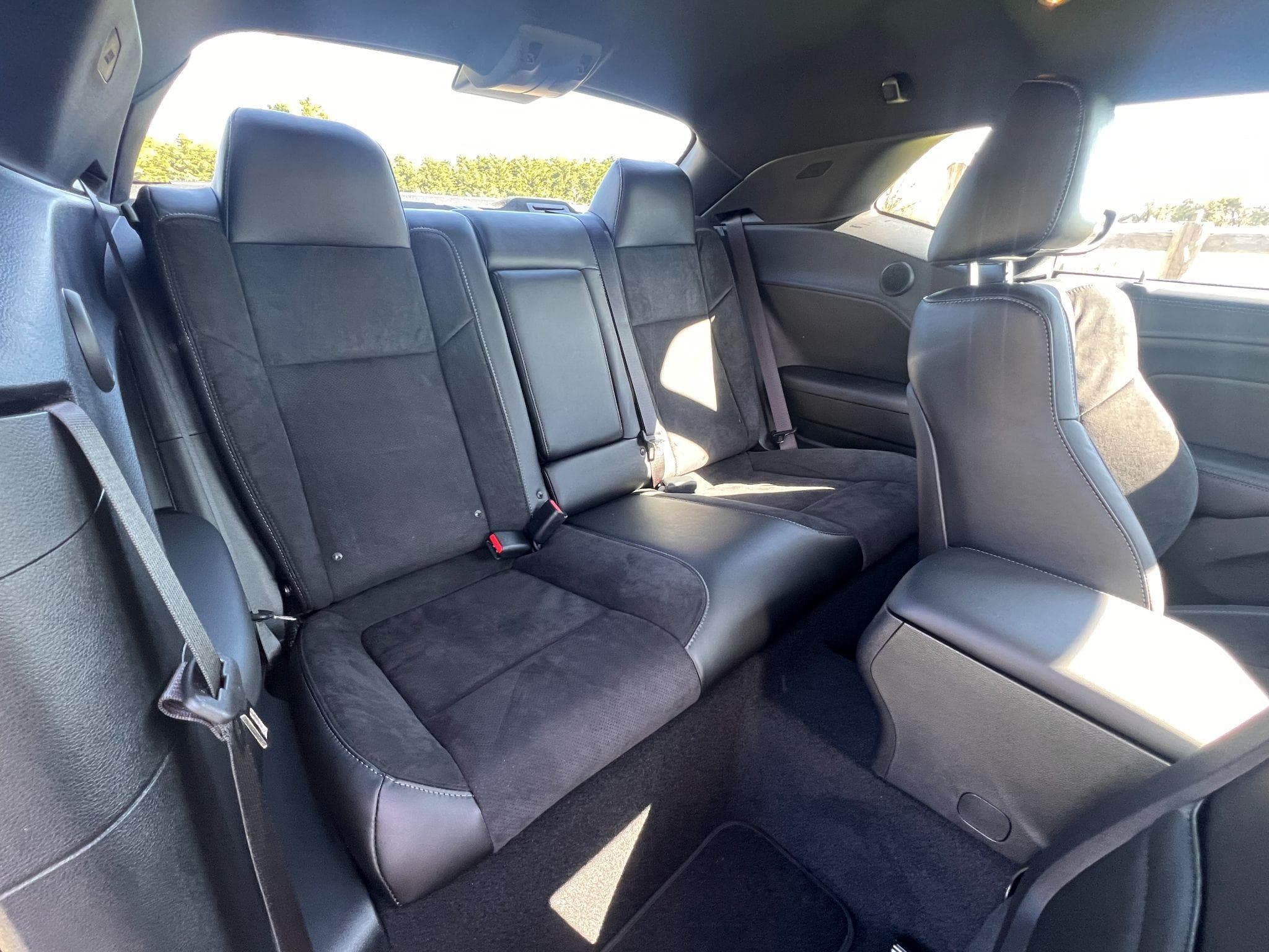 Dodge Challenger - Image 28