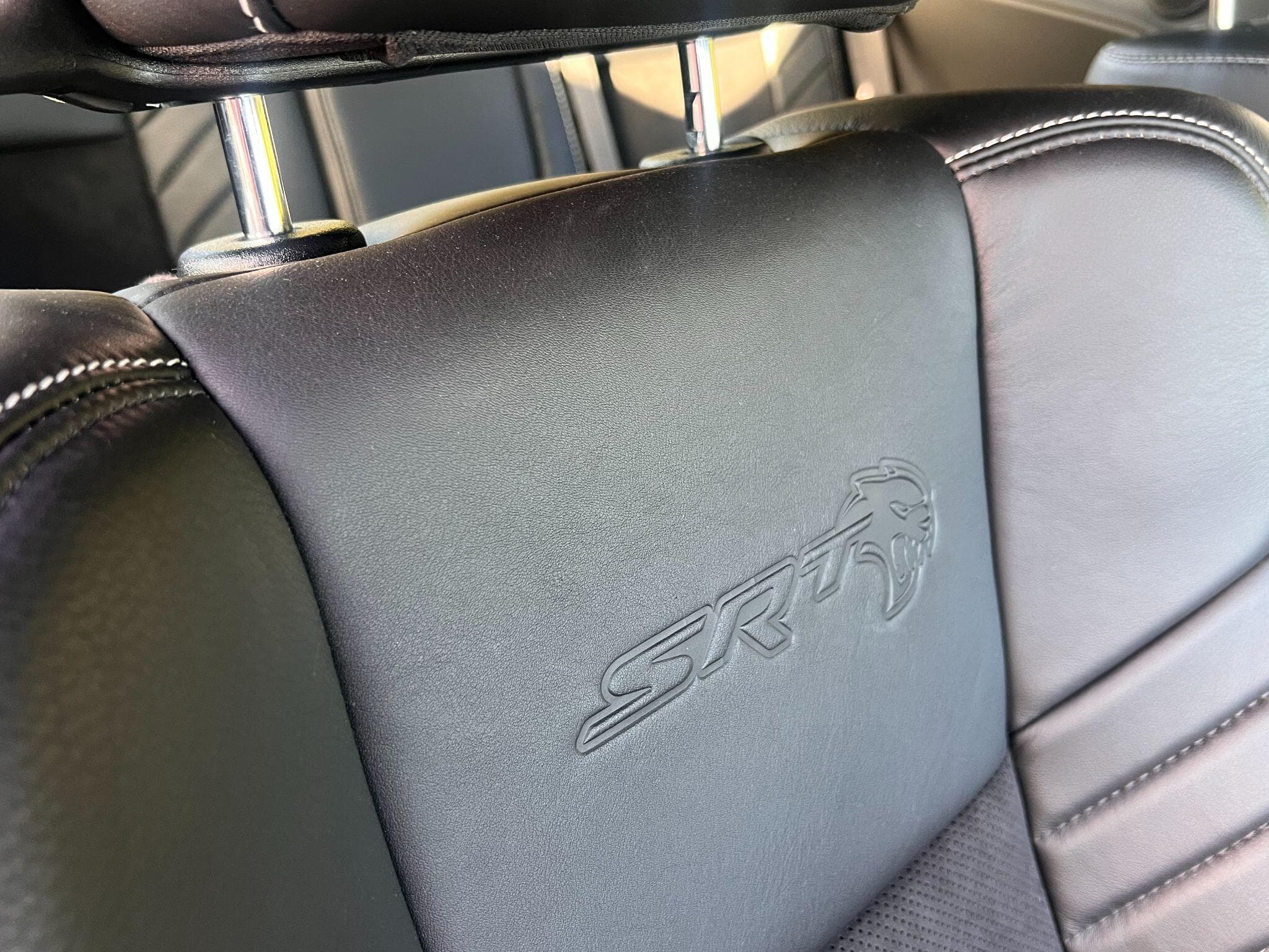 Dodge Challenger - Image 24