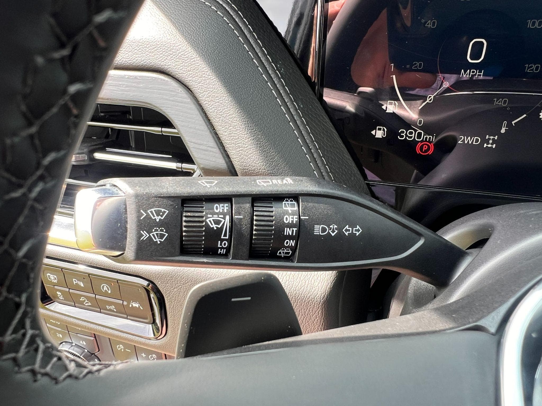 GMC Yukon - Image 10