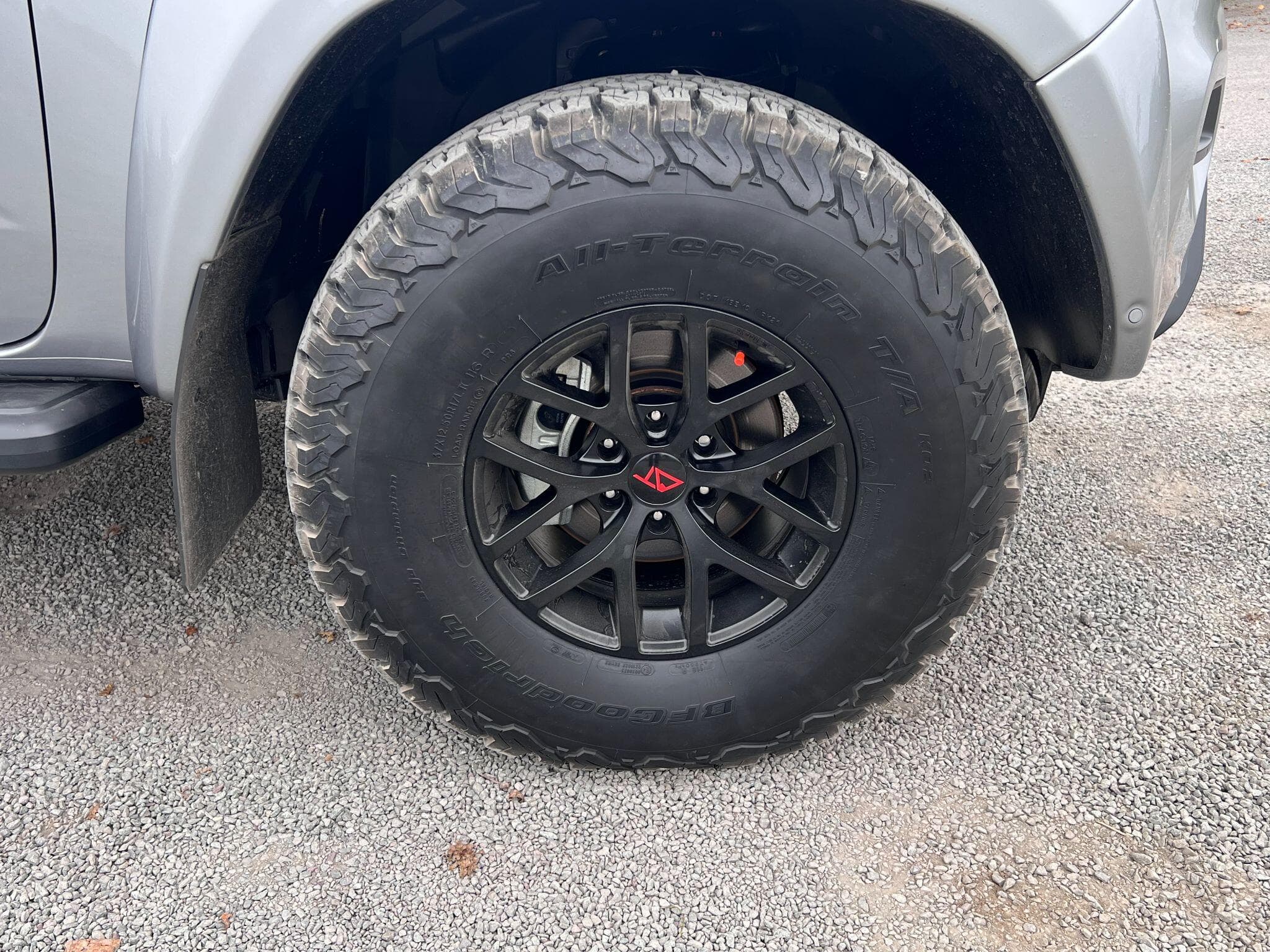 Volkswagen Amarok - Image 9