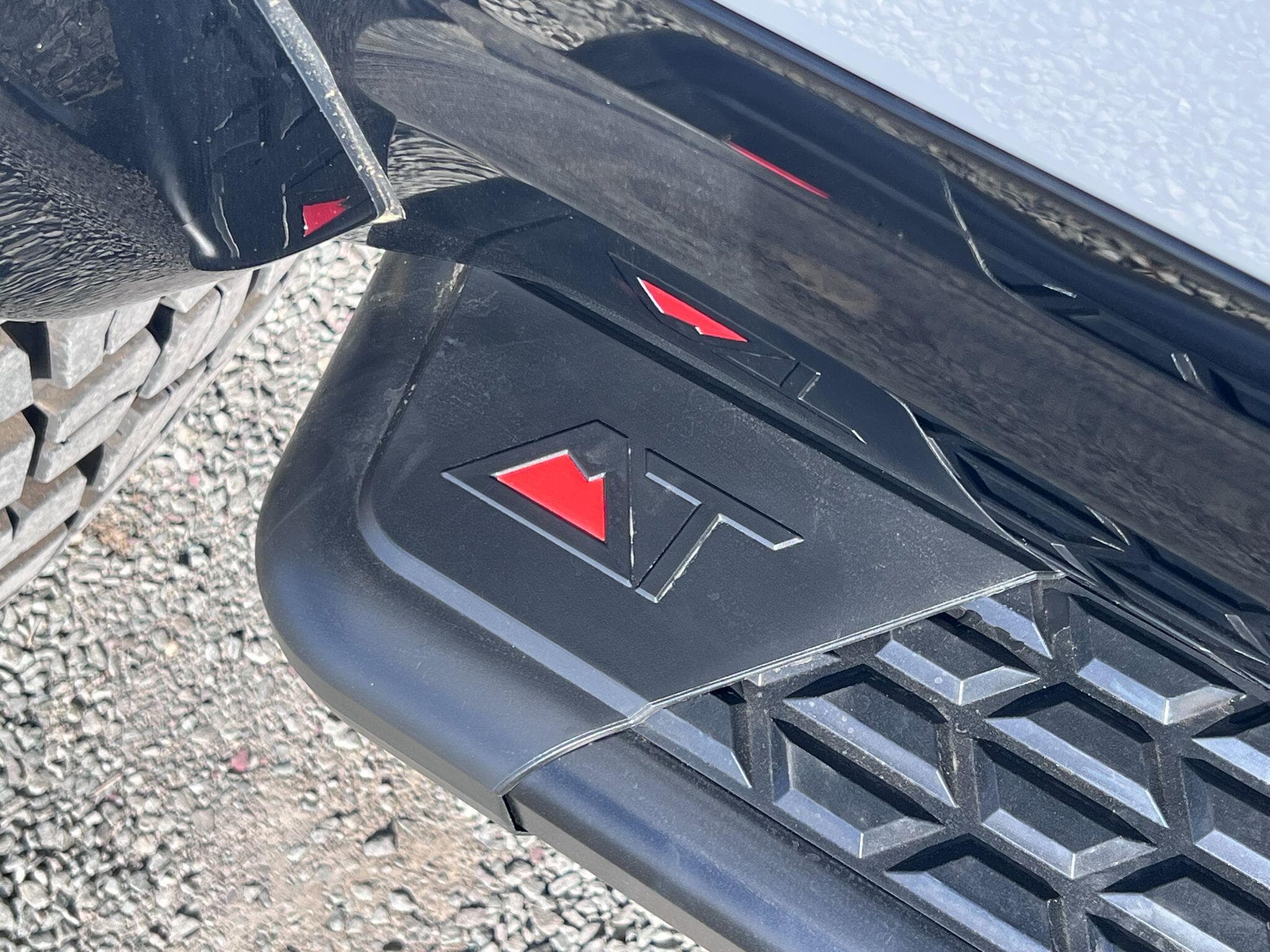 Land Rover Defender 110 - Image 26