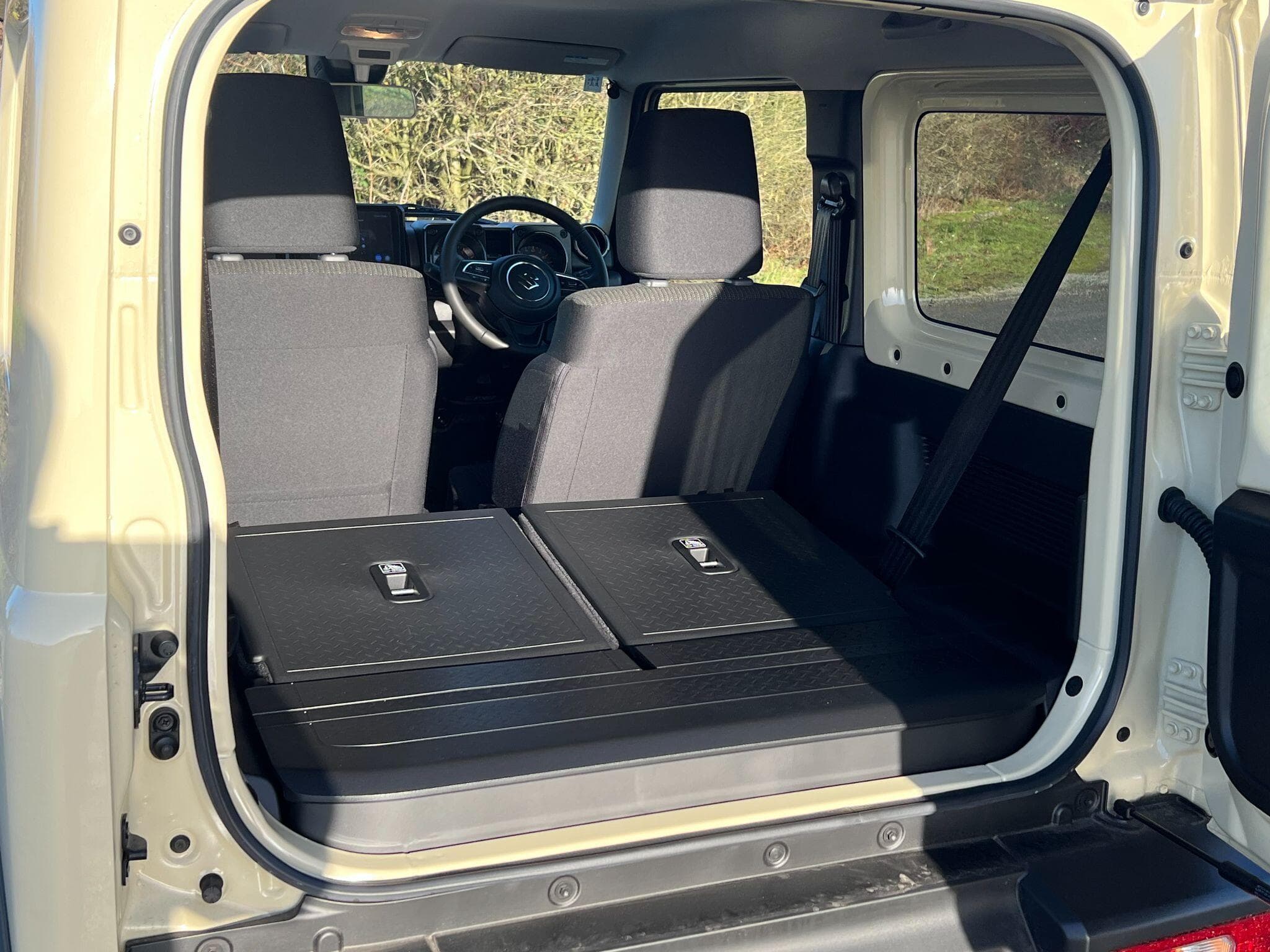 Suzuki Jimny - Image 14