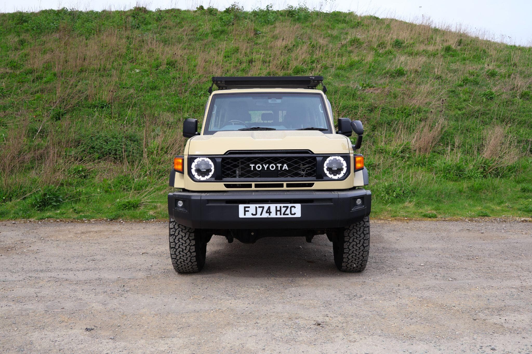 Toyota Land Cruiser - Image 2