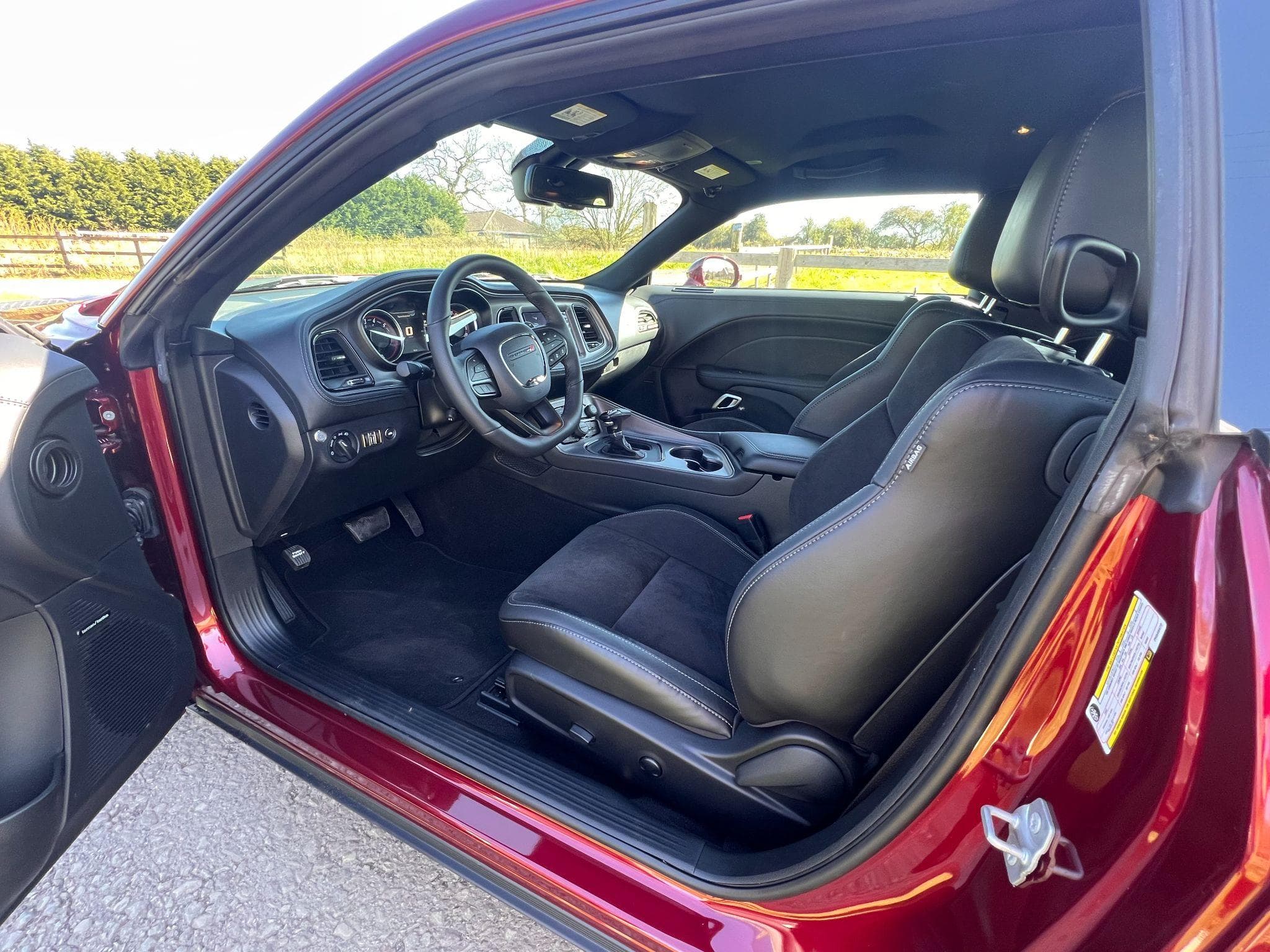 Dodge Challenger - Image 11