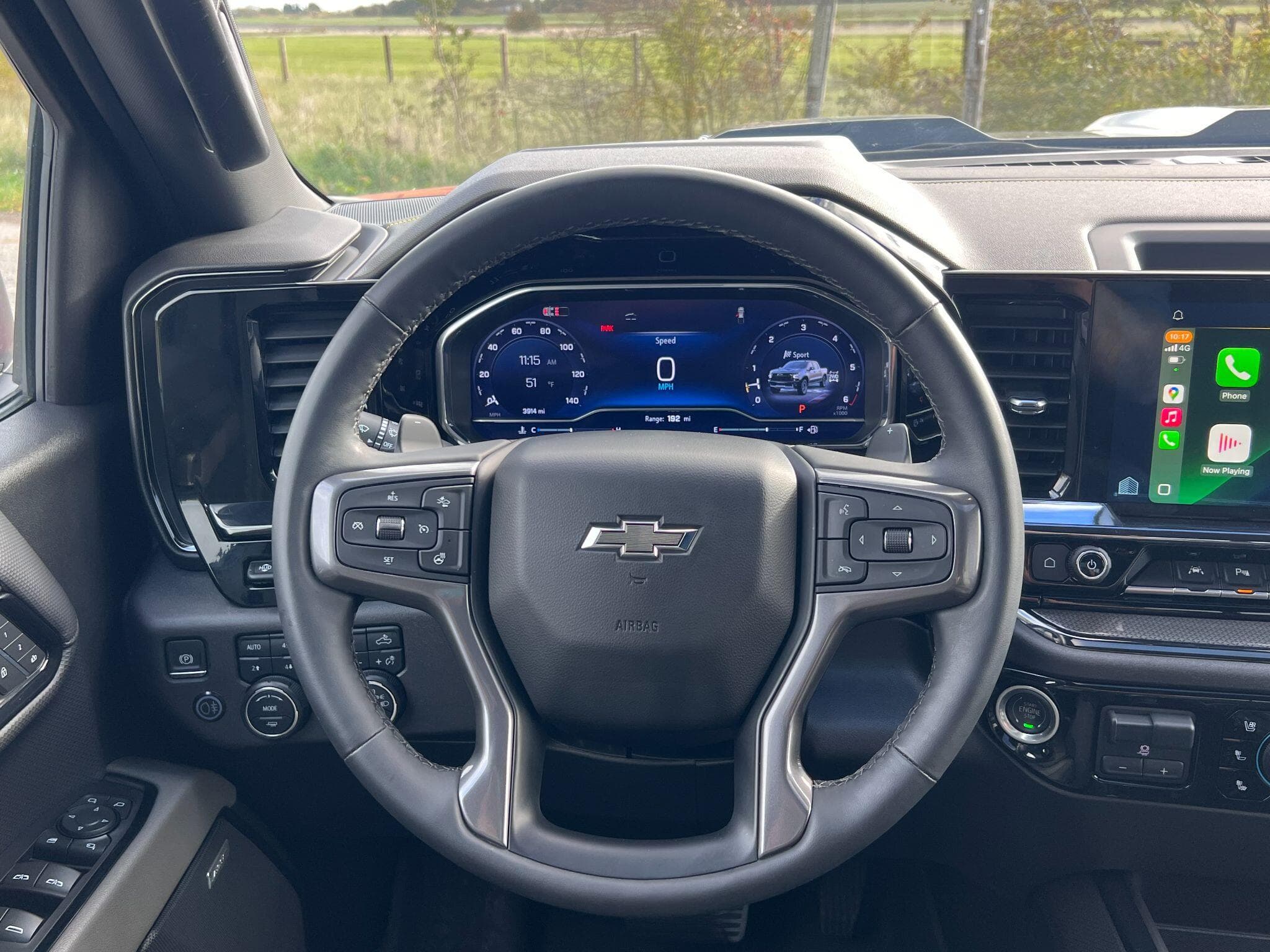 Chevrolet Silverado - Image 13