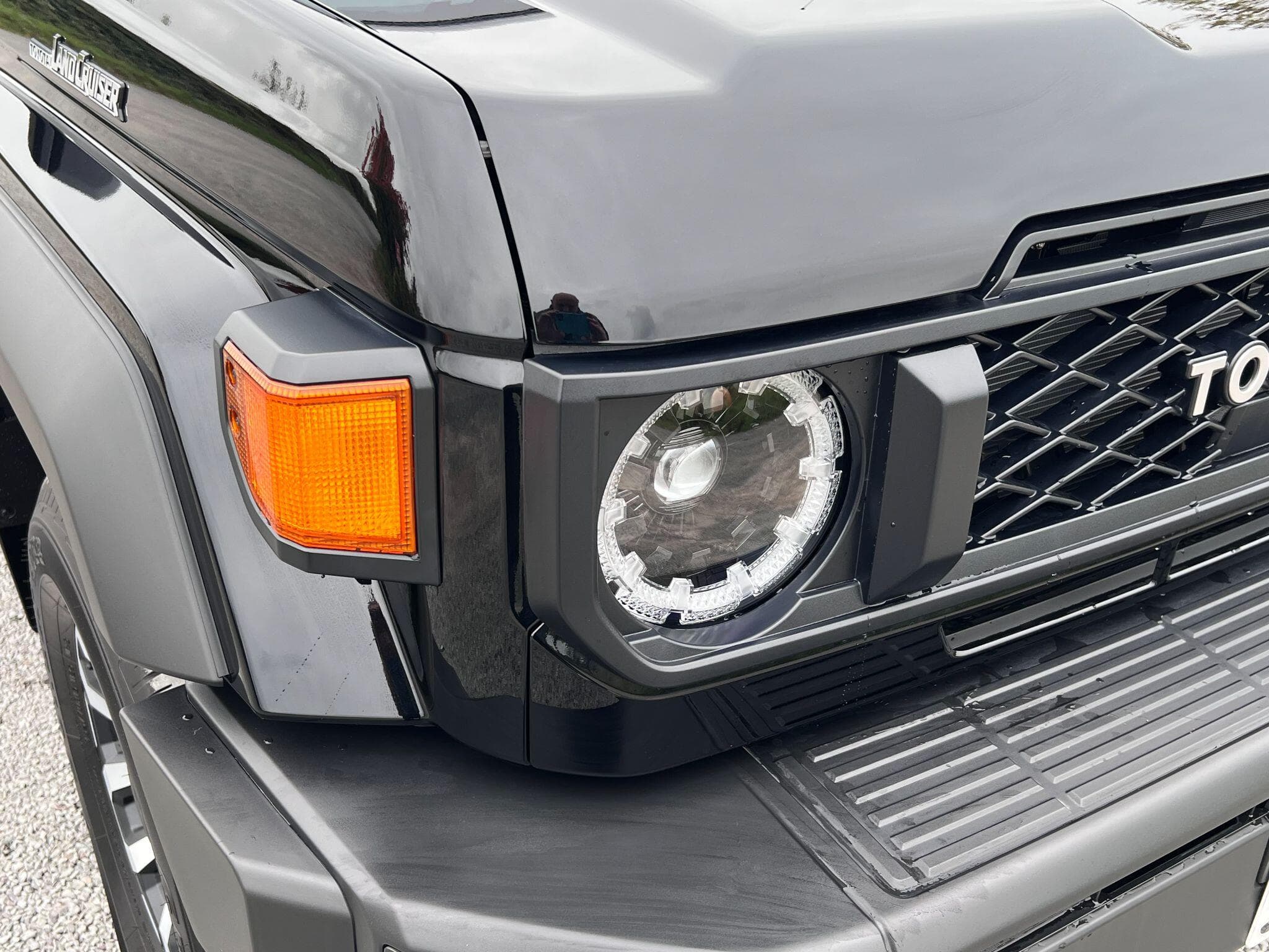 Toyota Land Cruiser - Image 21