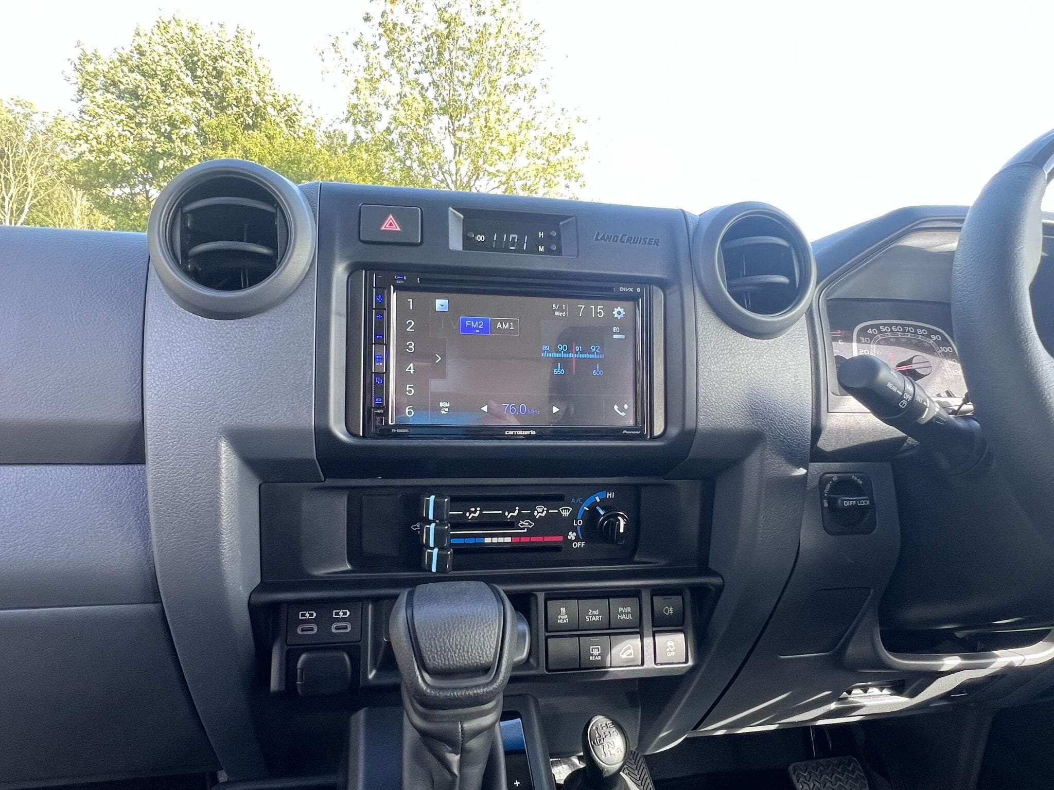 Toyota Land Cruiser - Image 14