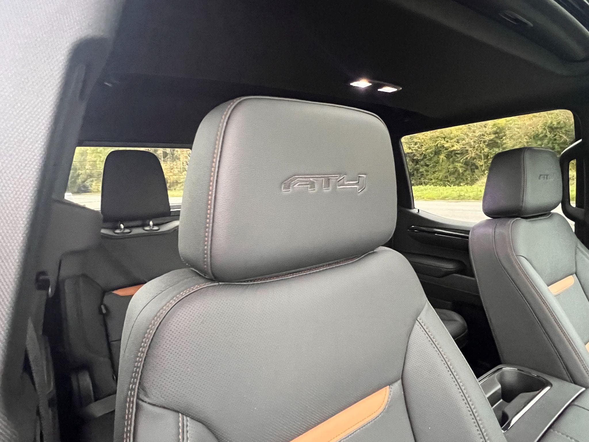 GMC Sierra - Image 13