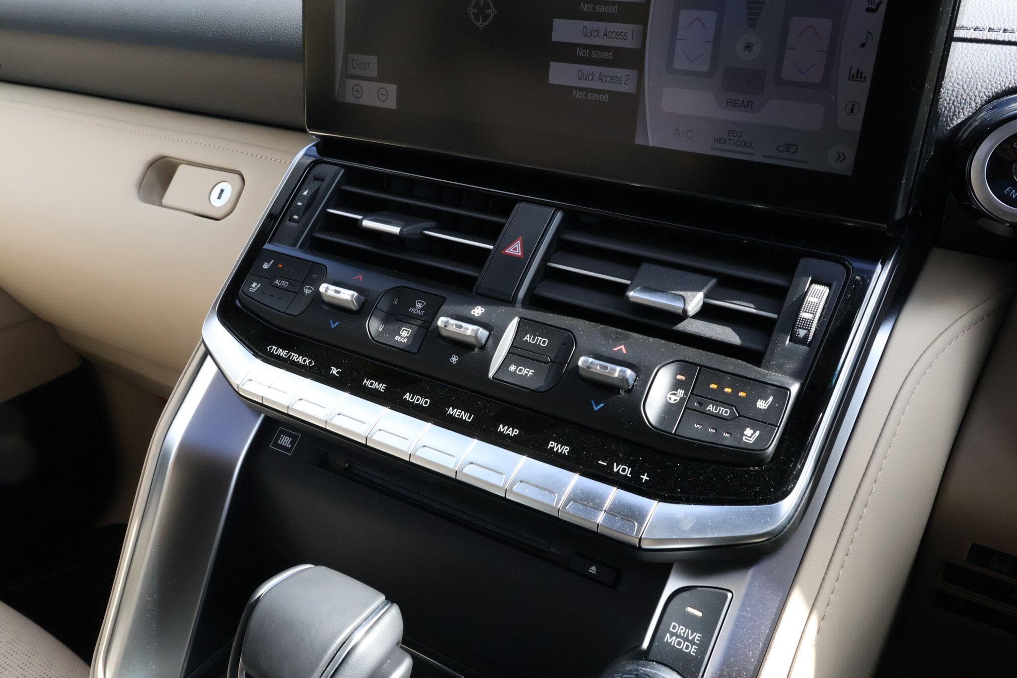 Toyota Land Cruiser - Image 25