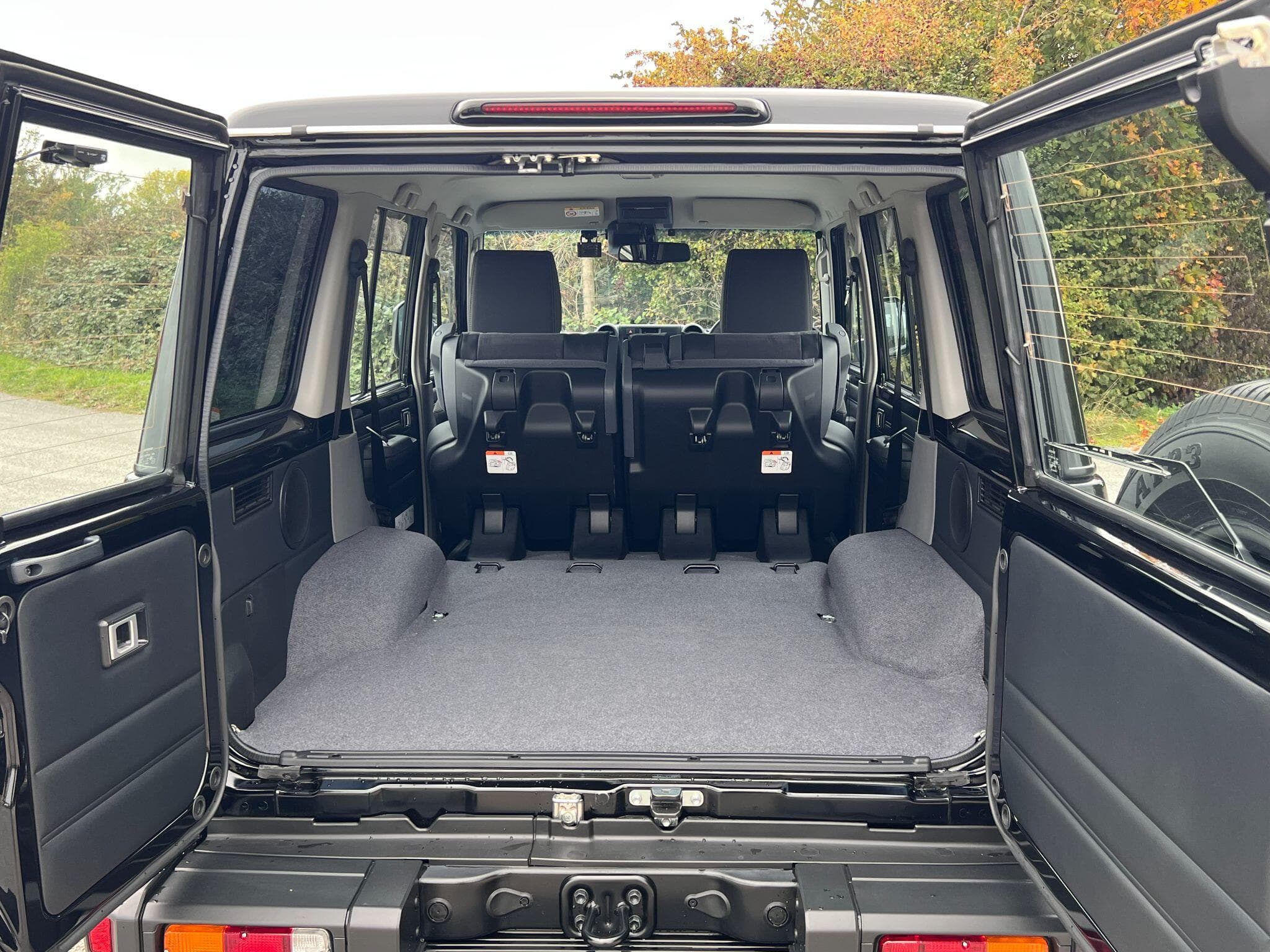 Toyota Land Cruiser - Image 37