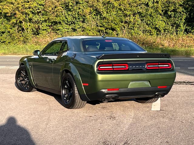 Dodge Challenger - Thumbnail 3