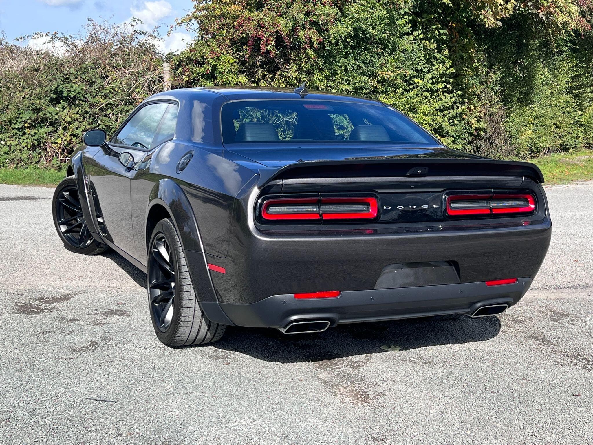 Dodge Challenger - Image 4