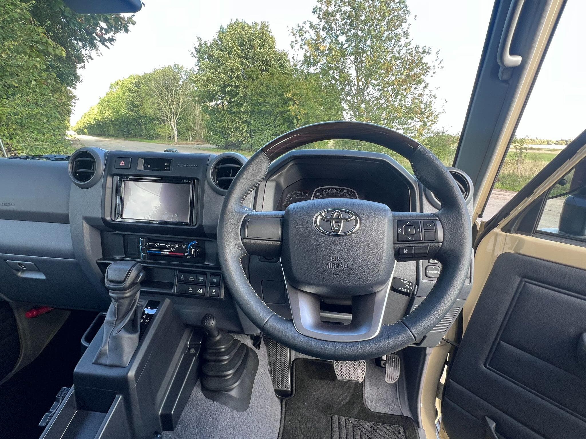 Toyota Land Cruiser - Image 41