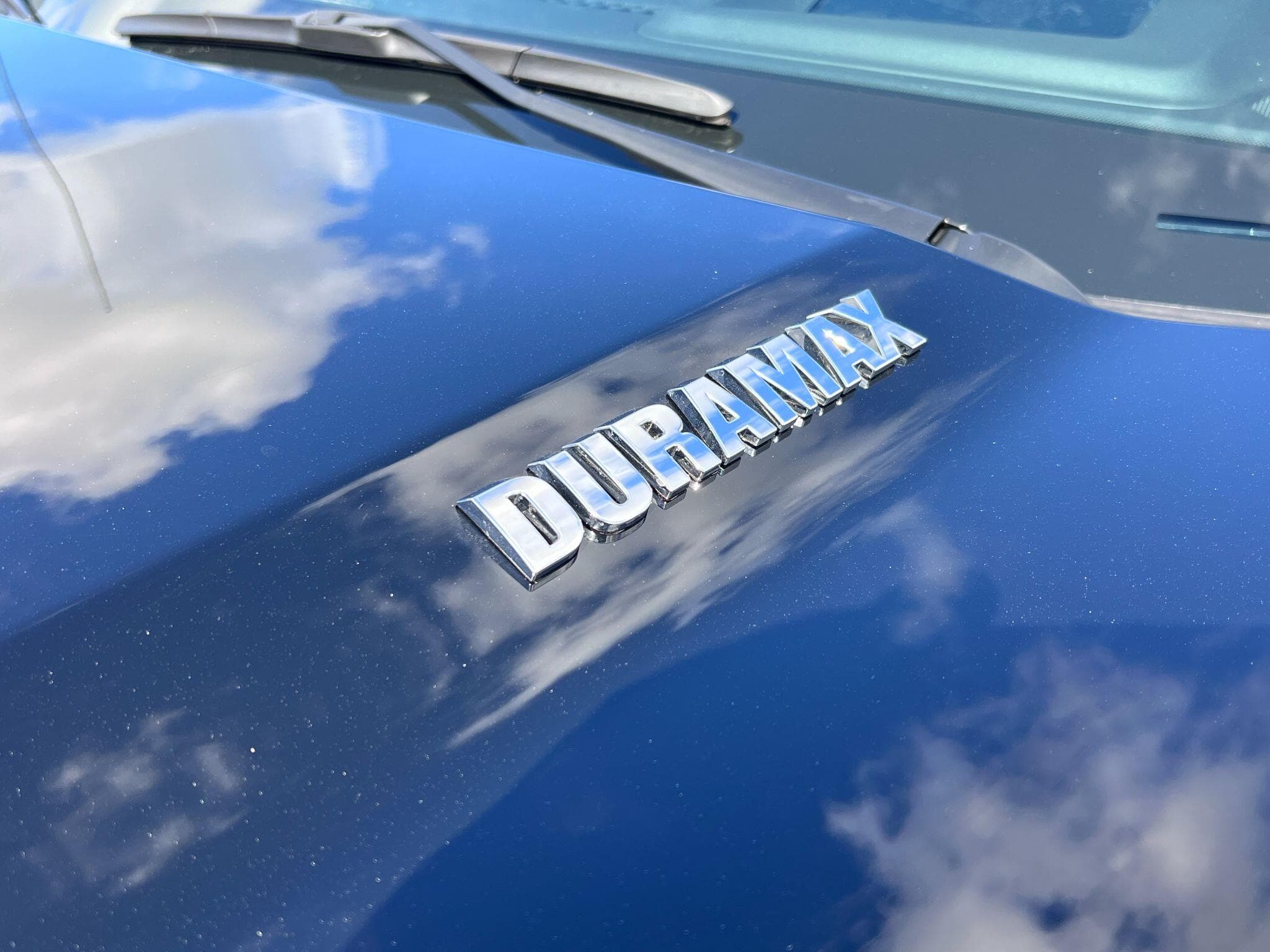 Chevrolet Silverado - Image 35