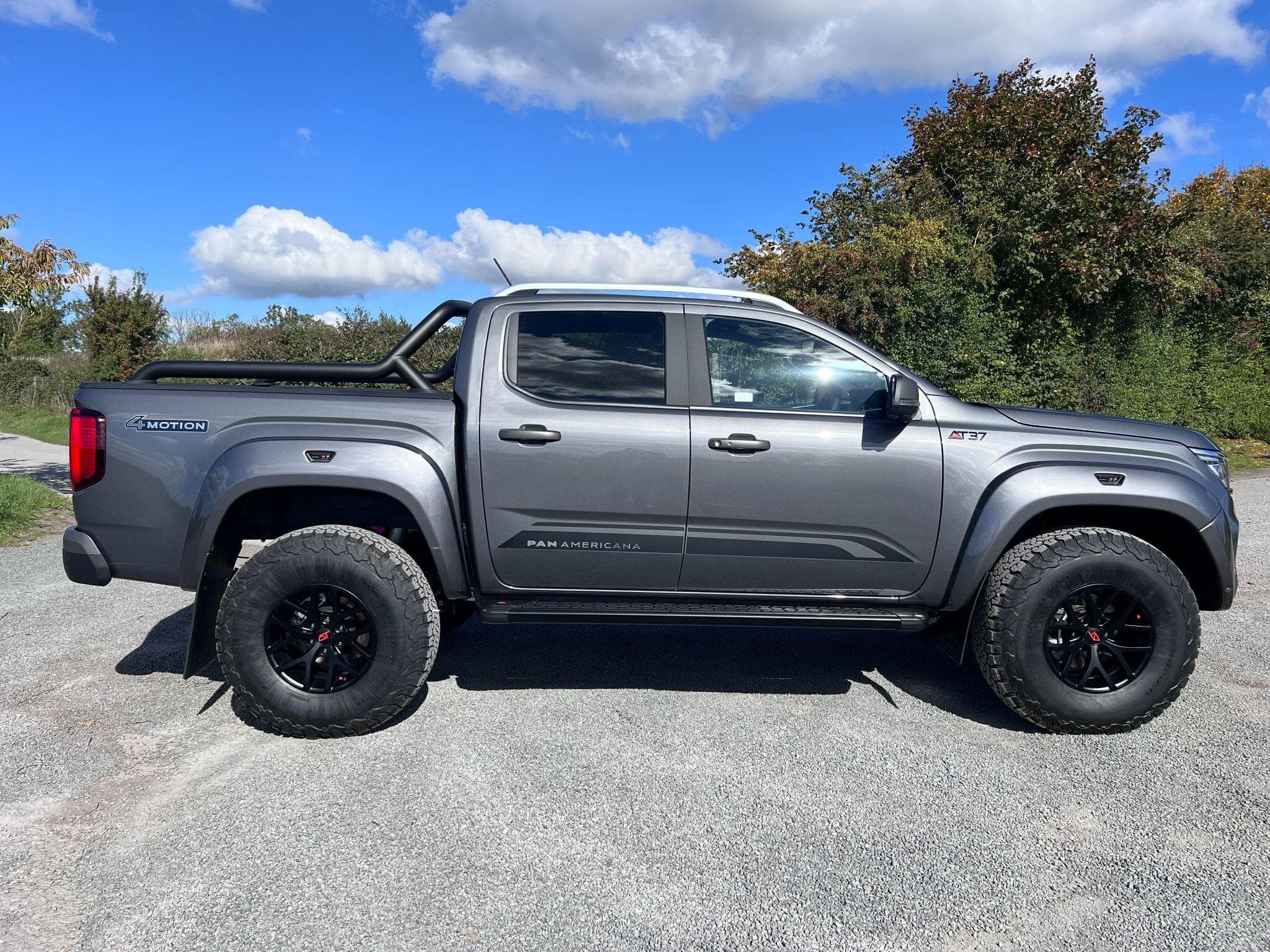 Volkswagen Amarok - Image 3