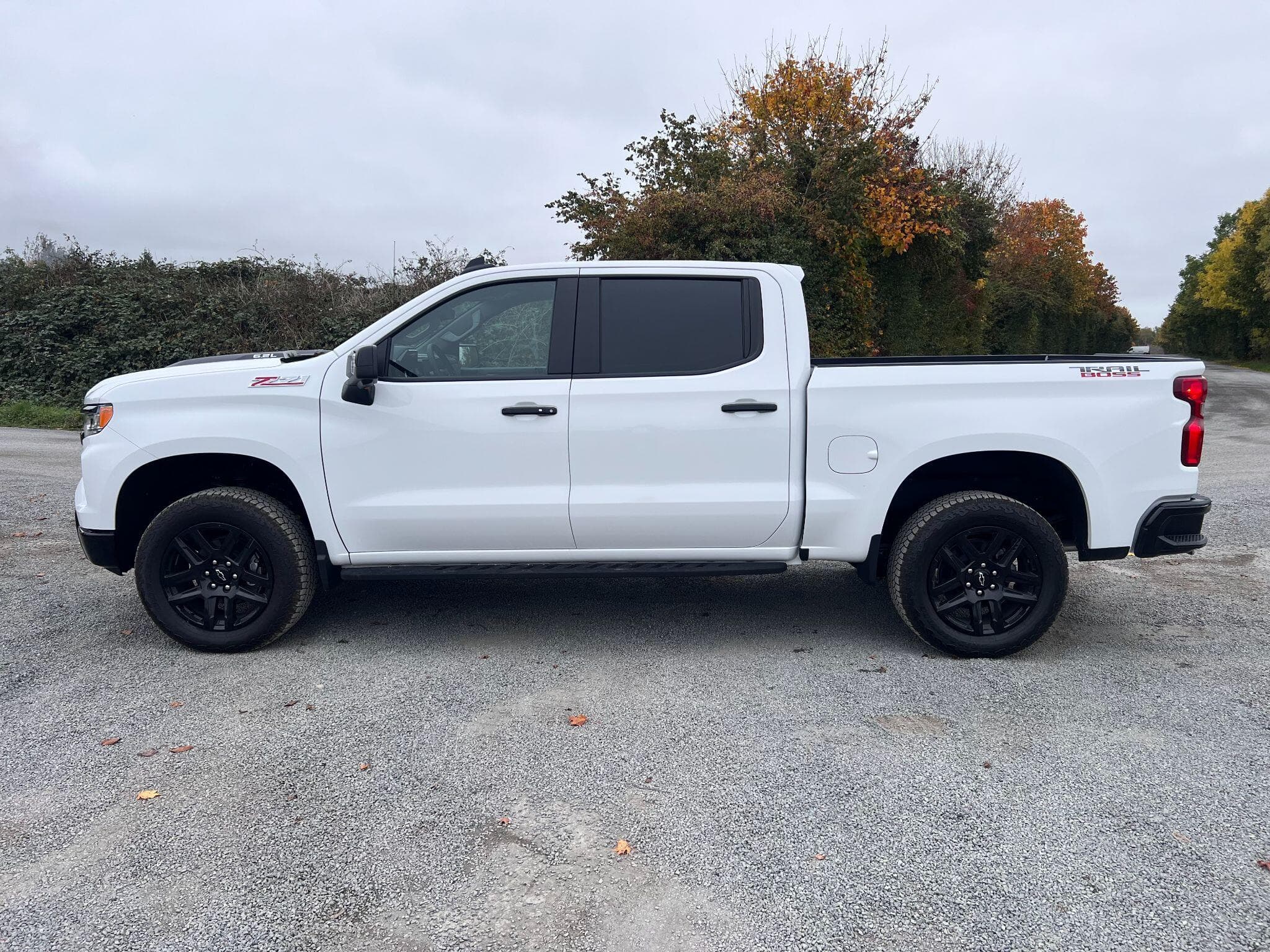 Chevrolet Silverado - Image 4