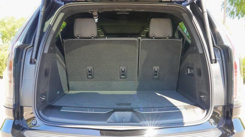 Cadillac Escalade - Image 24