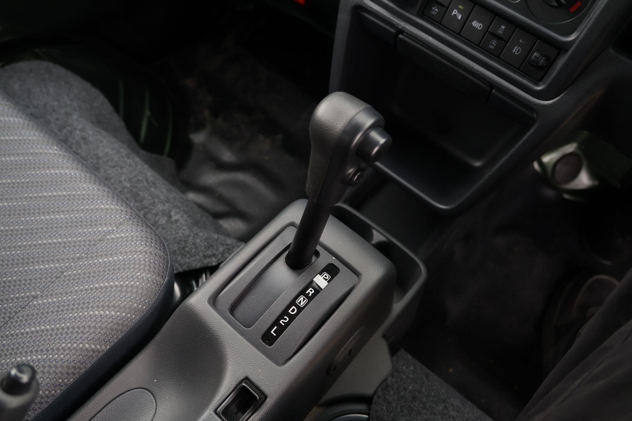 Suzuki Carry - Image 13