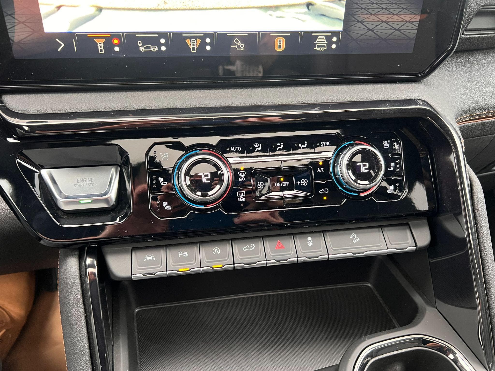 GMC Sierra - Image 9